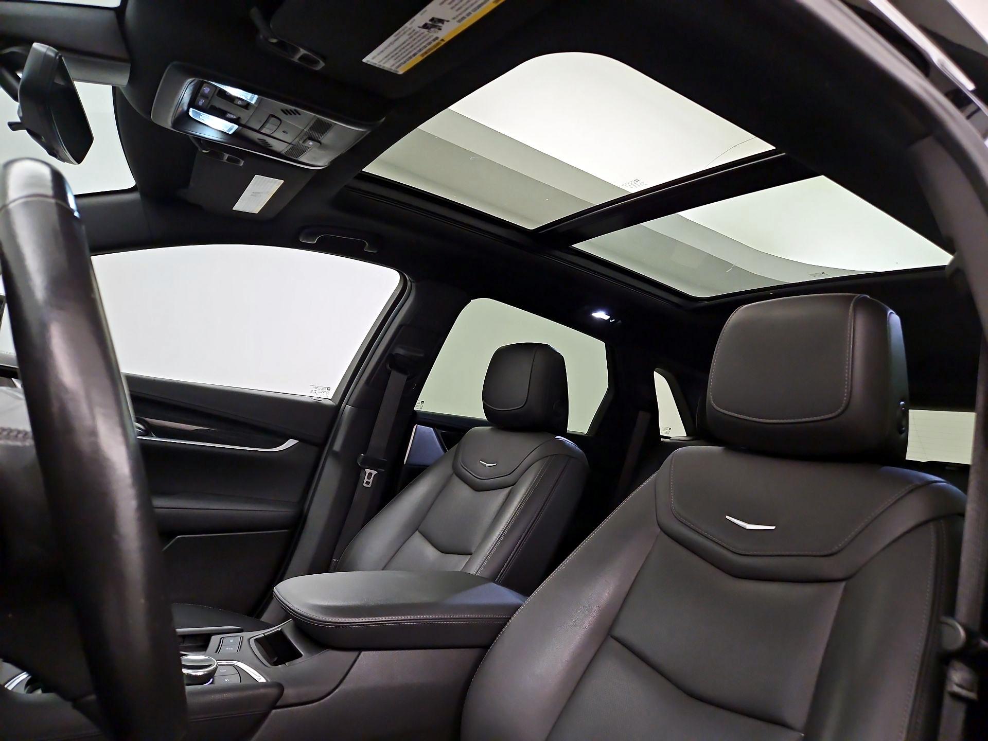 Thumbnail: 2021 Cadillac XT5 - 19