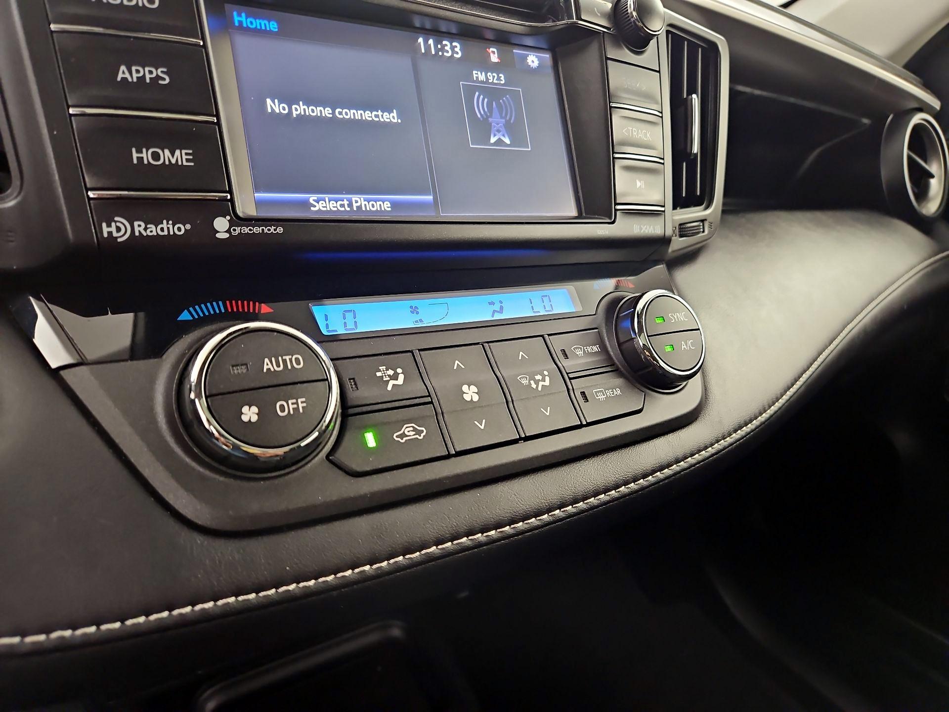 Thumbnail: 2018 Toyota RAV4 - 14