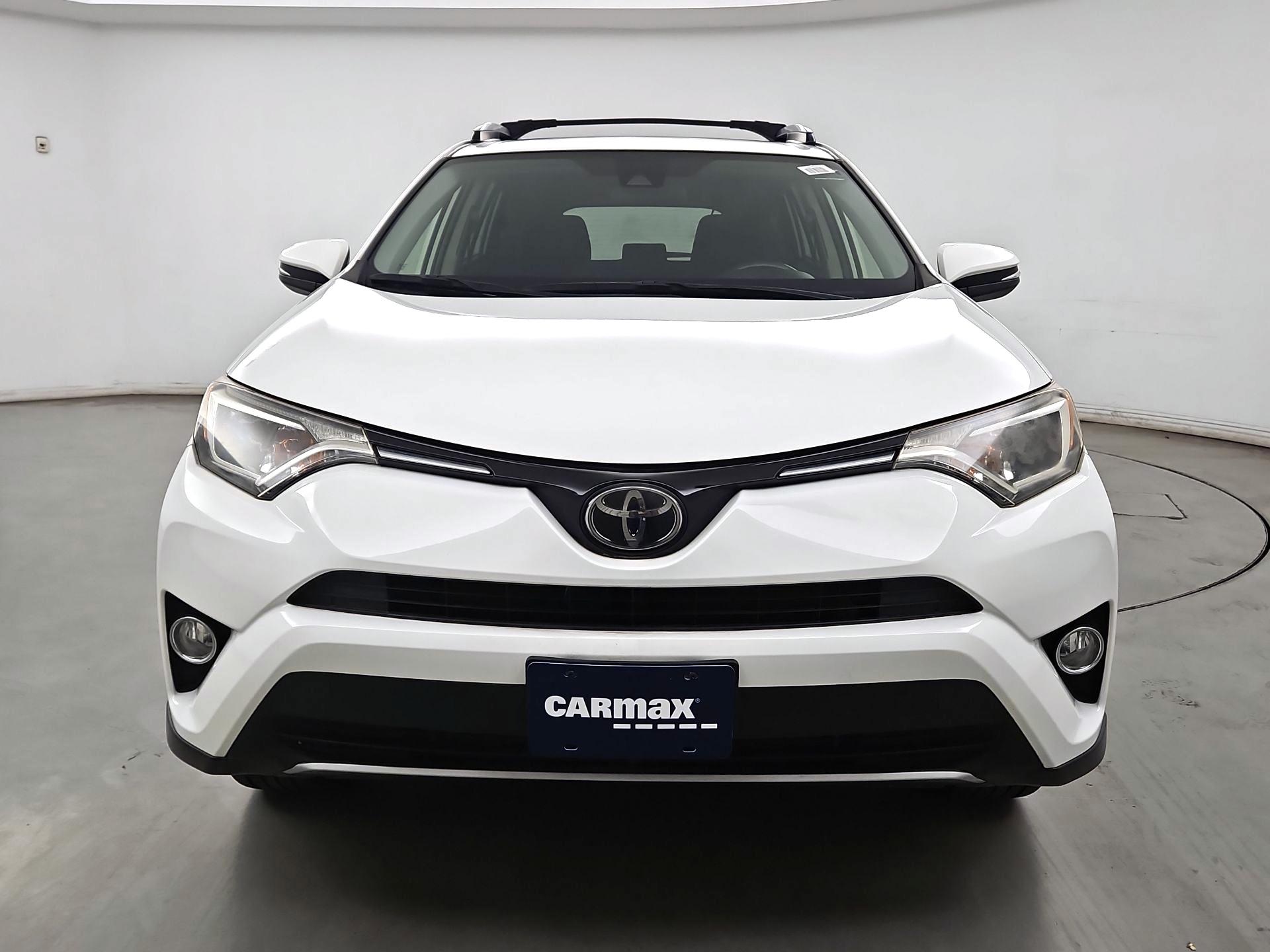 Thumbnail: 2018 Toyota RAV4 - 2