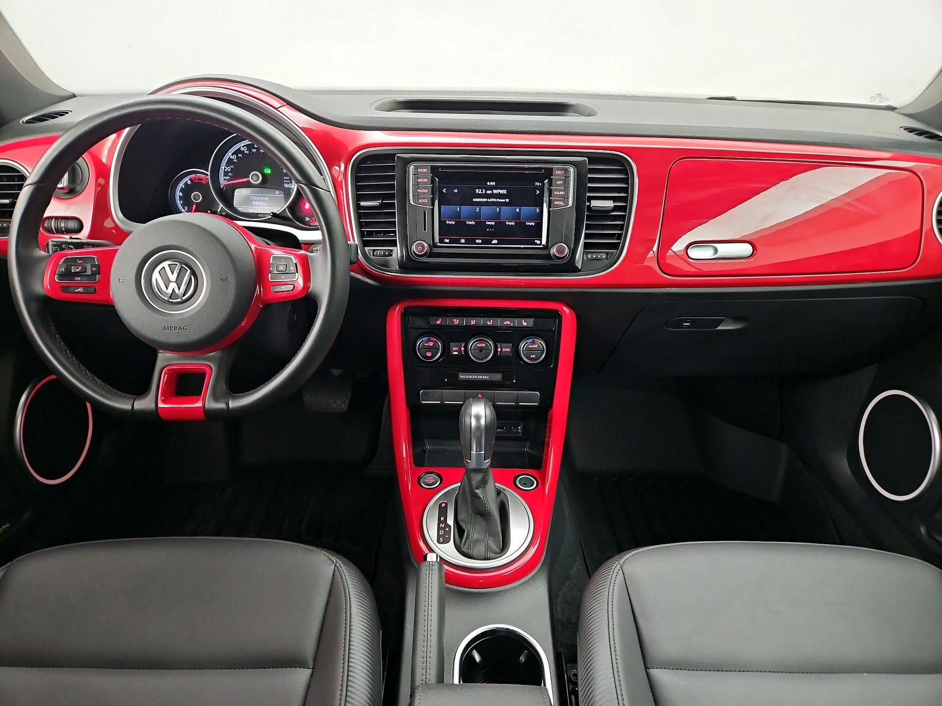 Thumbnail: 2019 Volkswagen Beetle - 9
