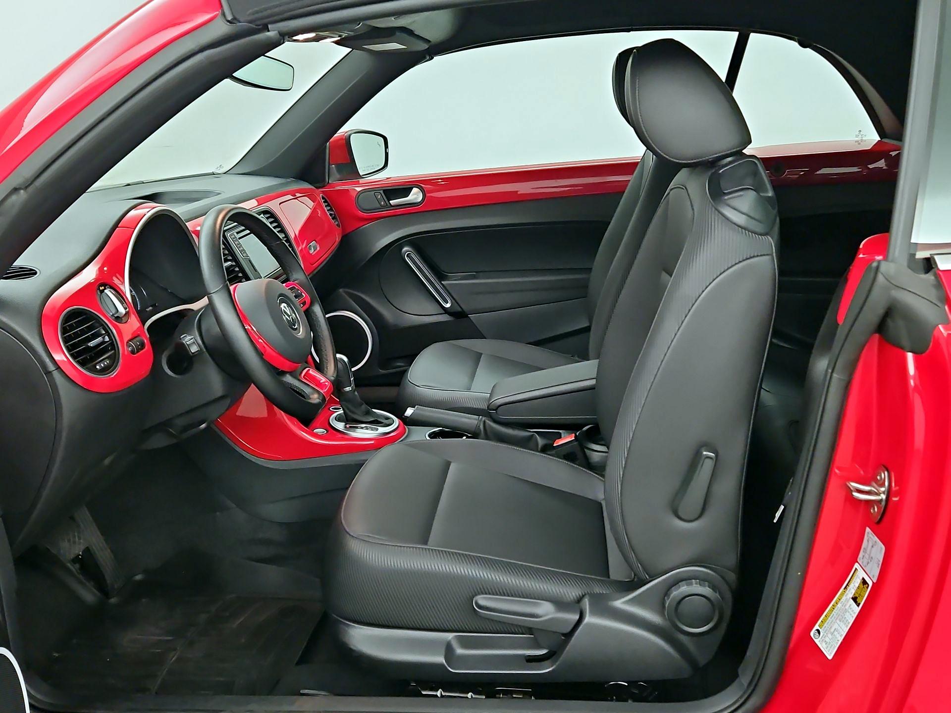 Thumbnail: 2019 Volkswagen Beetle - 11