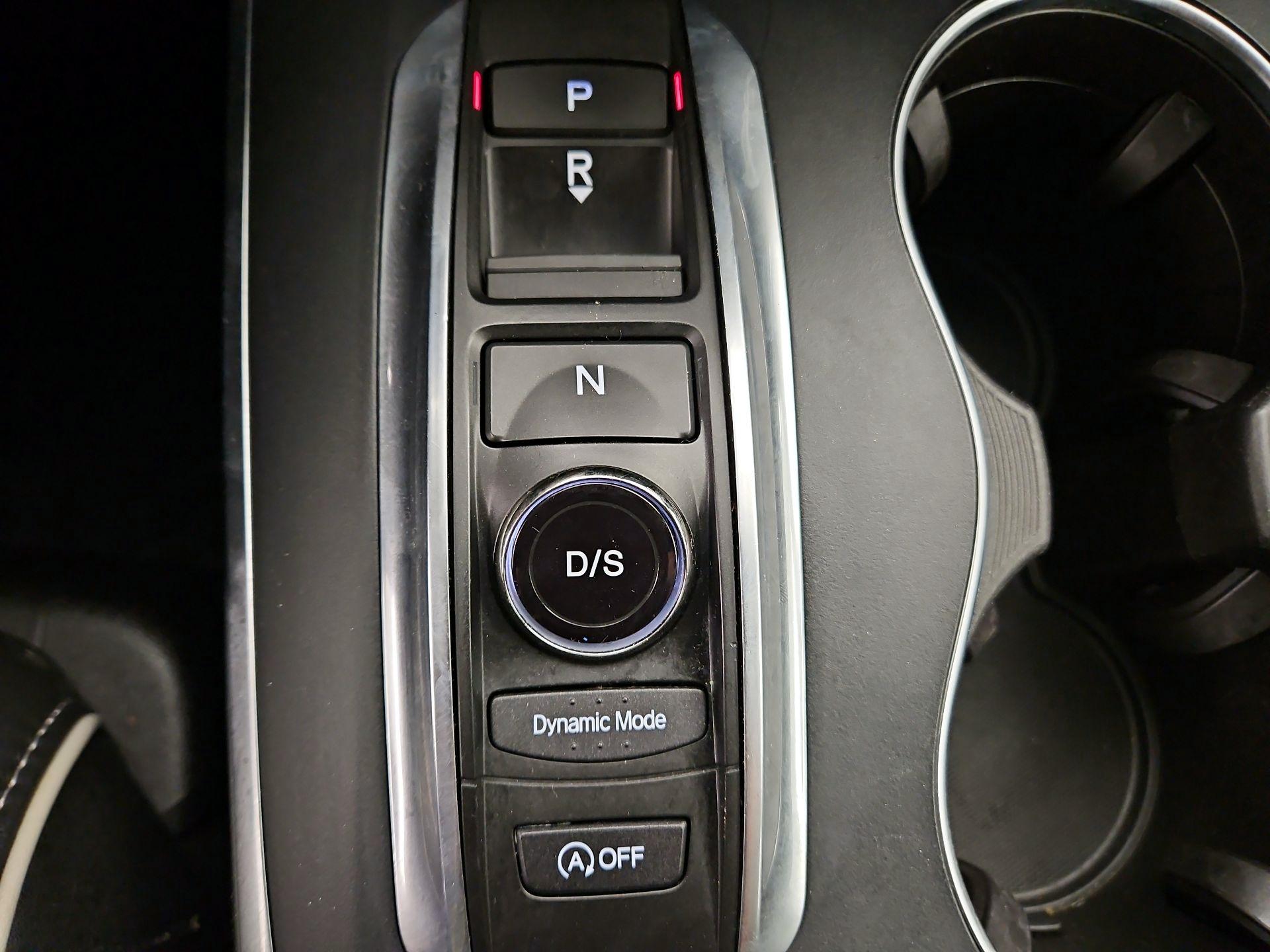 Thumbnail: 2017 Acura MDX - 18