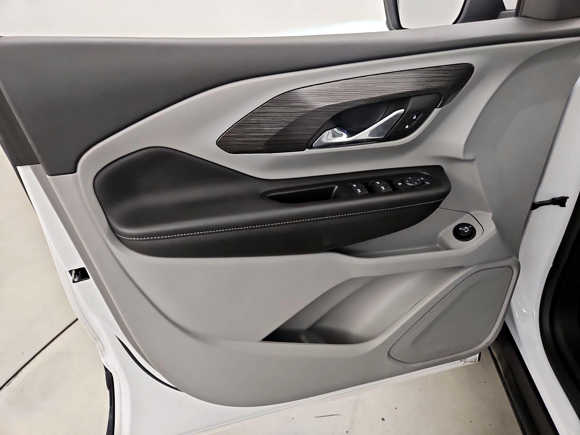 Thumbnail: 2023 GMC Terrain - 12