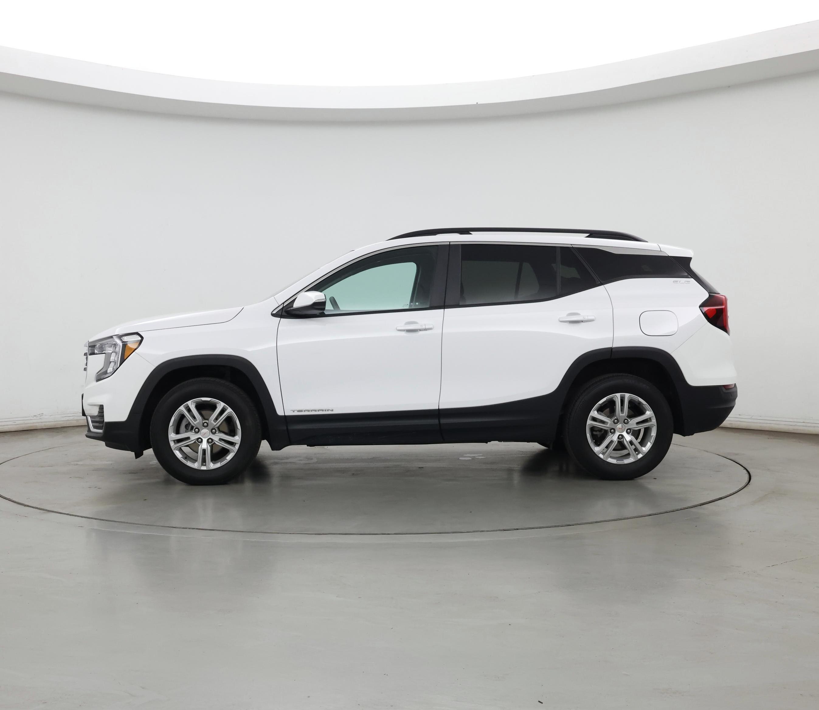 Thumbnail: 2023 GMC Terrain - 3