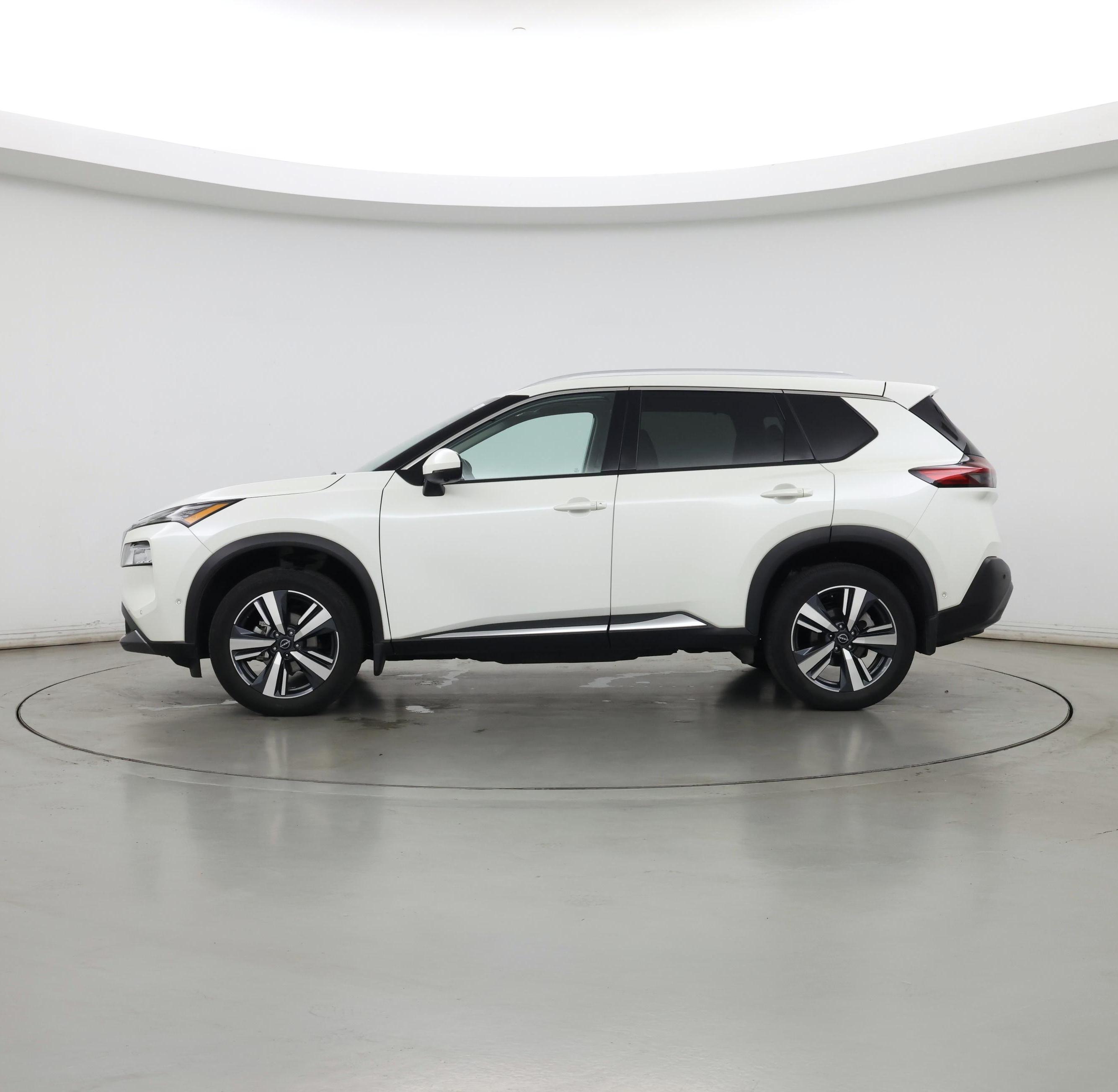 Thumbnail: 2022 Nissan Rogue - 3