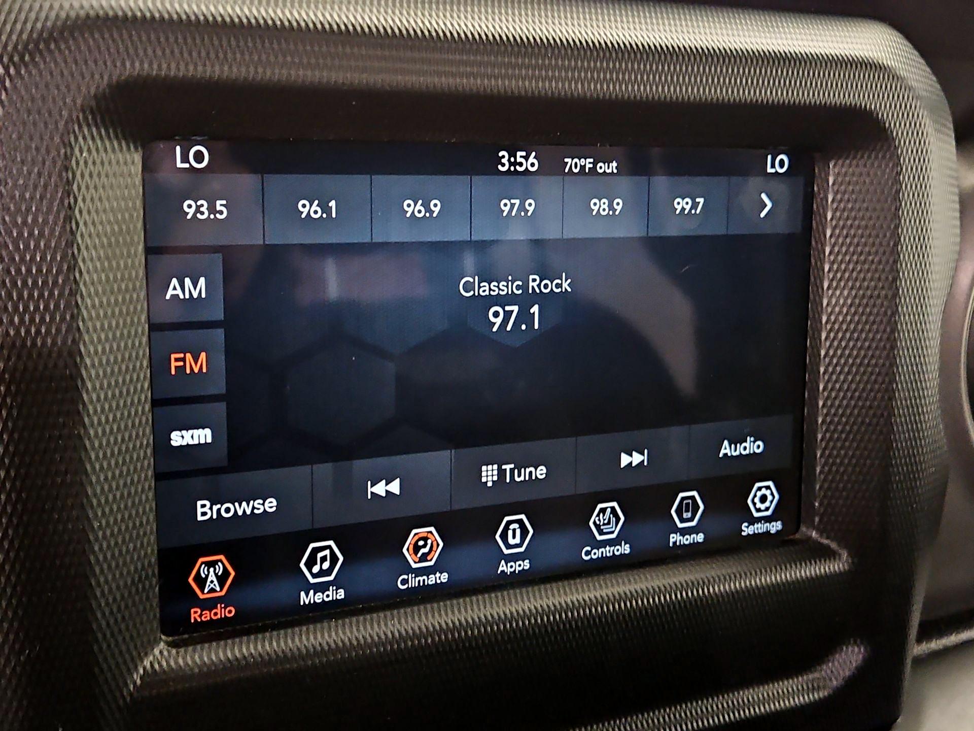 Thumbnail: 2021 Jeep Wrangler - 15