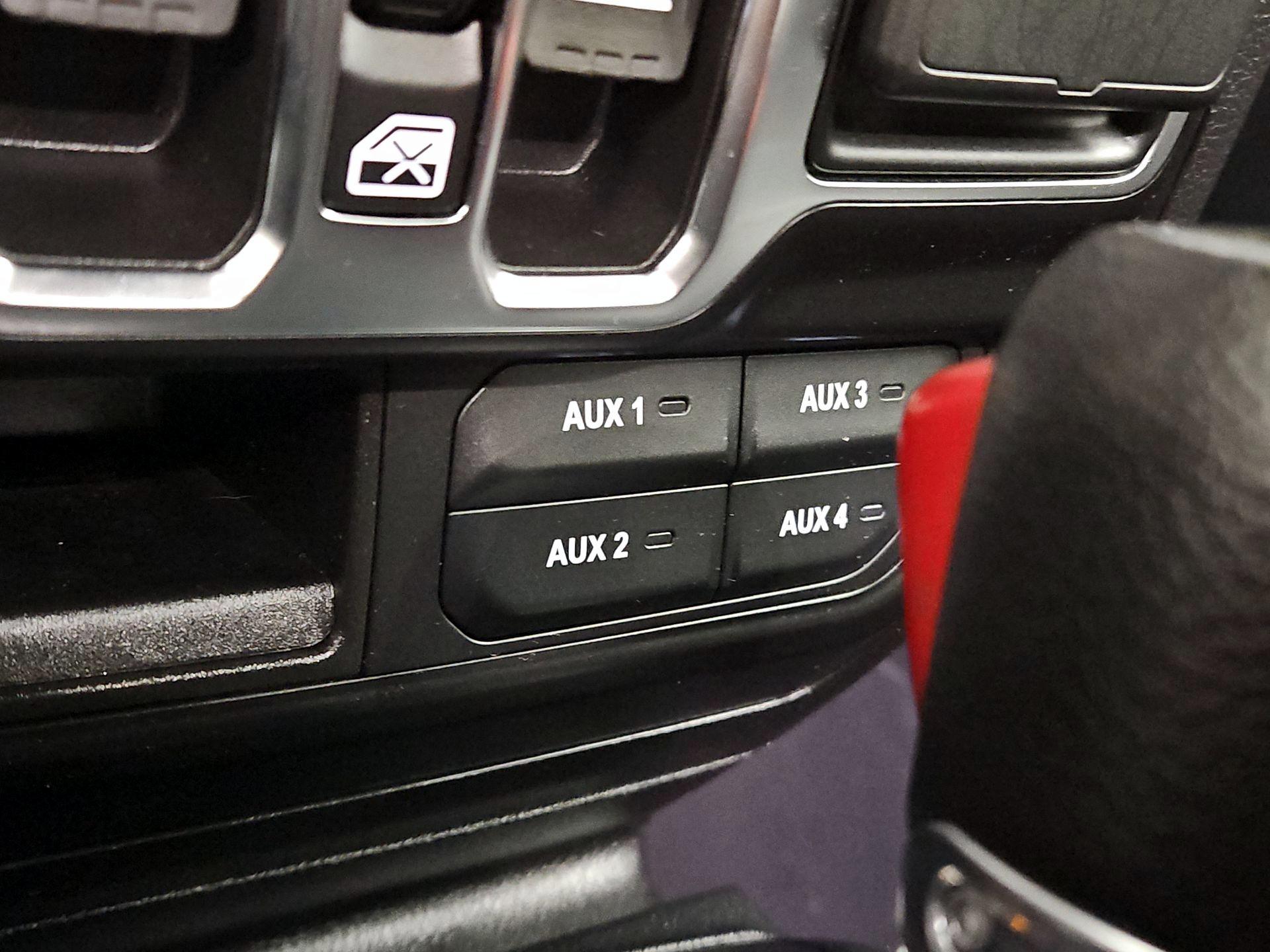 Thumbnail: 2021 Jeep Wrangler - 18