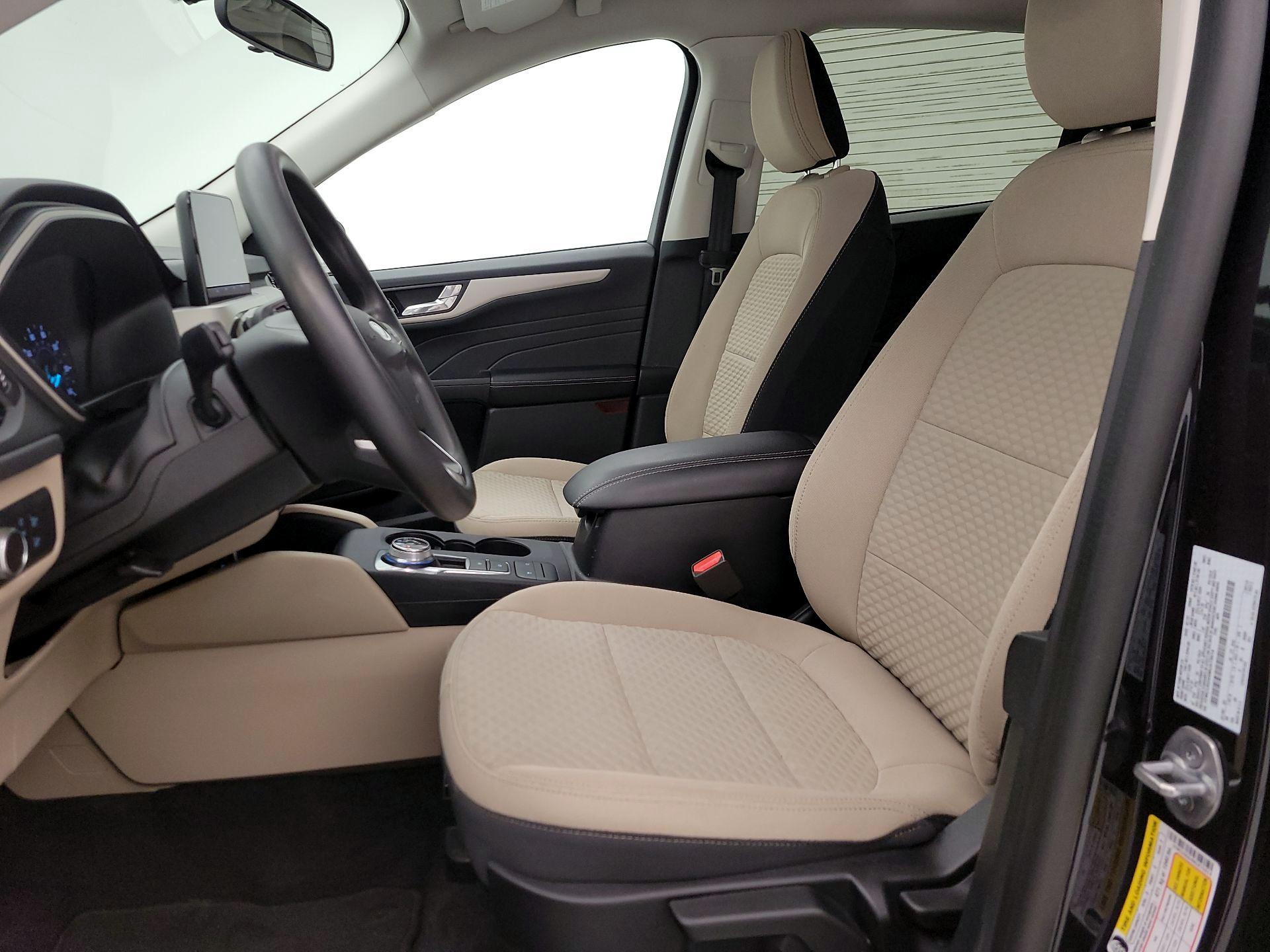 Thumbnail: 2021 Ford Escape - 11