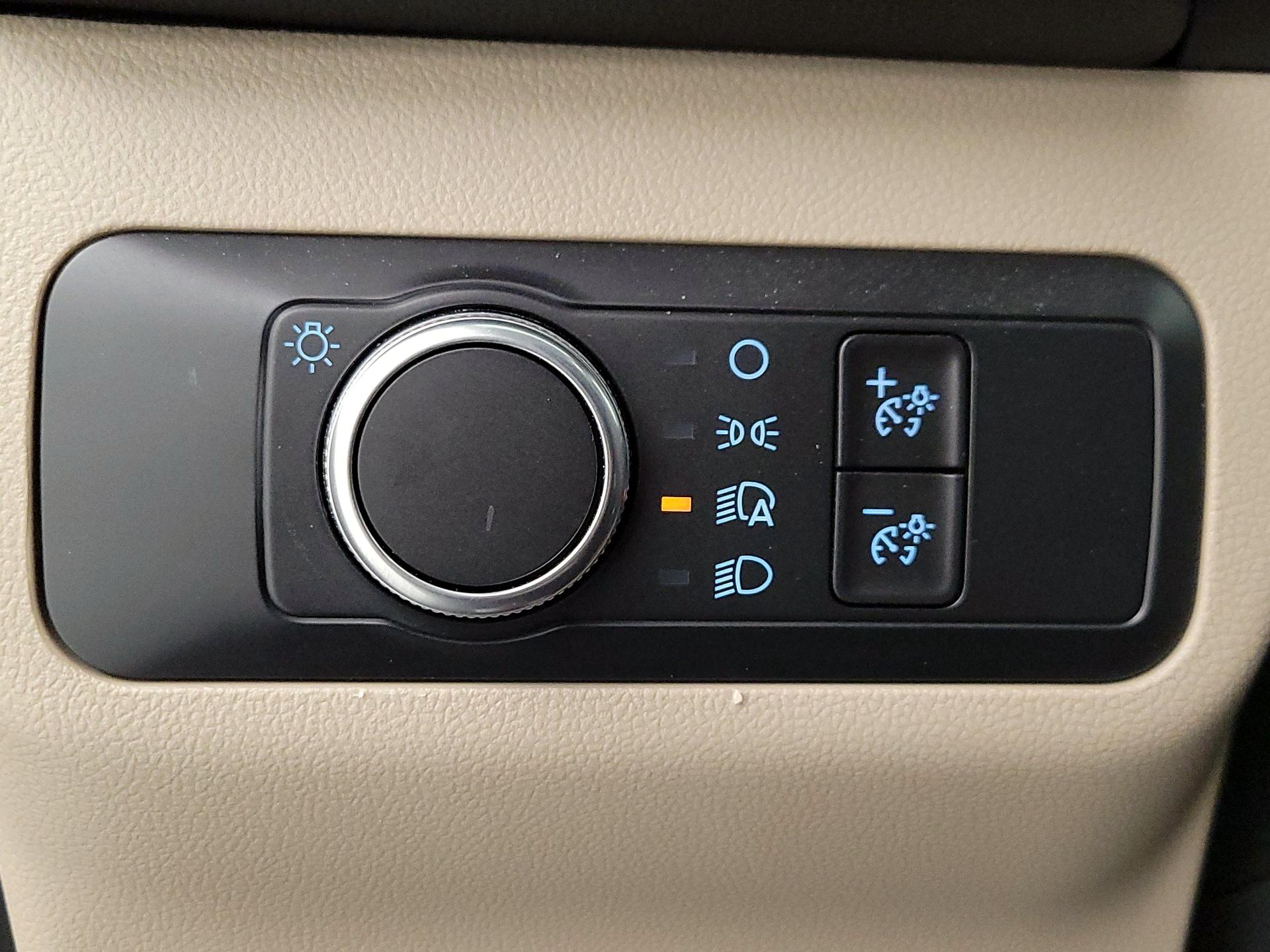 Thumbnail: 2021 Ford Escape - 13