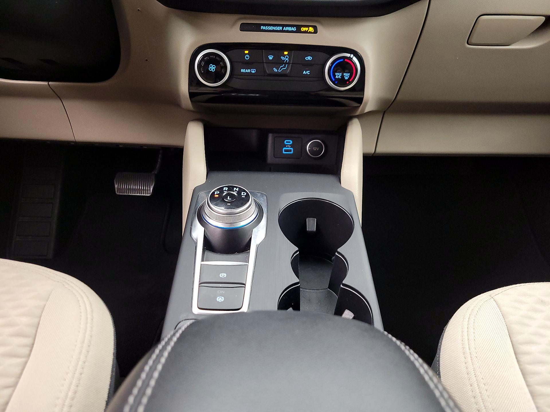 Thumbnail: 2021 Ford Escape - 17