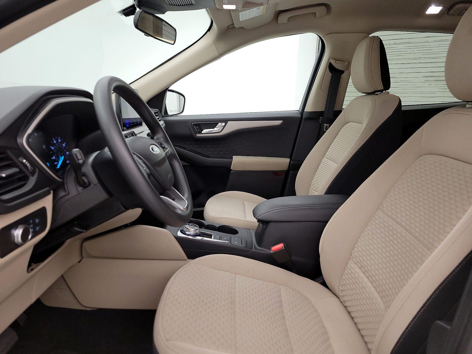 Thumbnail: 2020 Ford Escape - 11