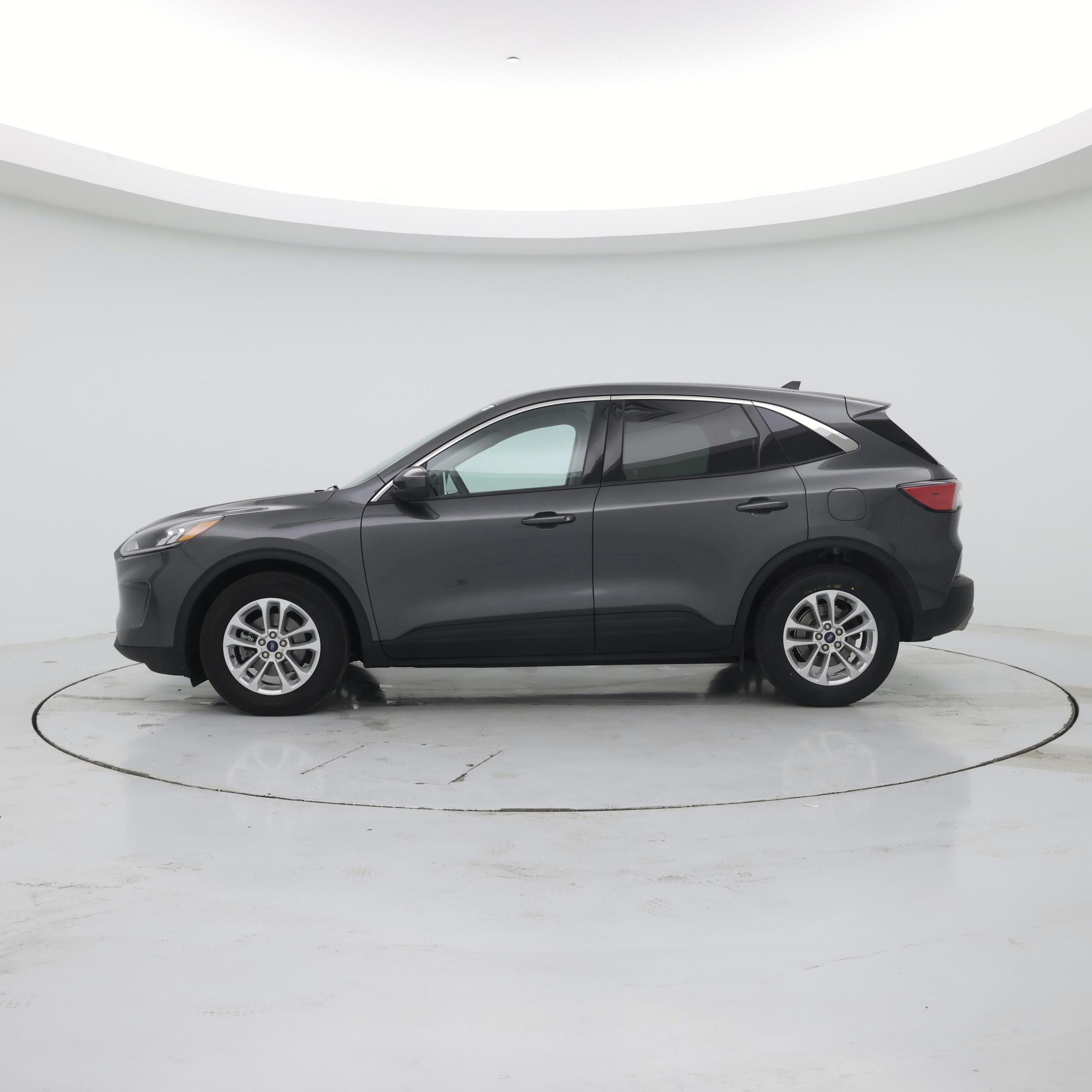 Thumbnail: 2020 Ford Escape - 3