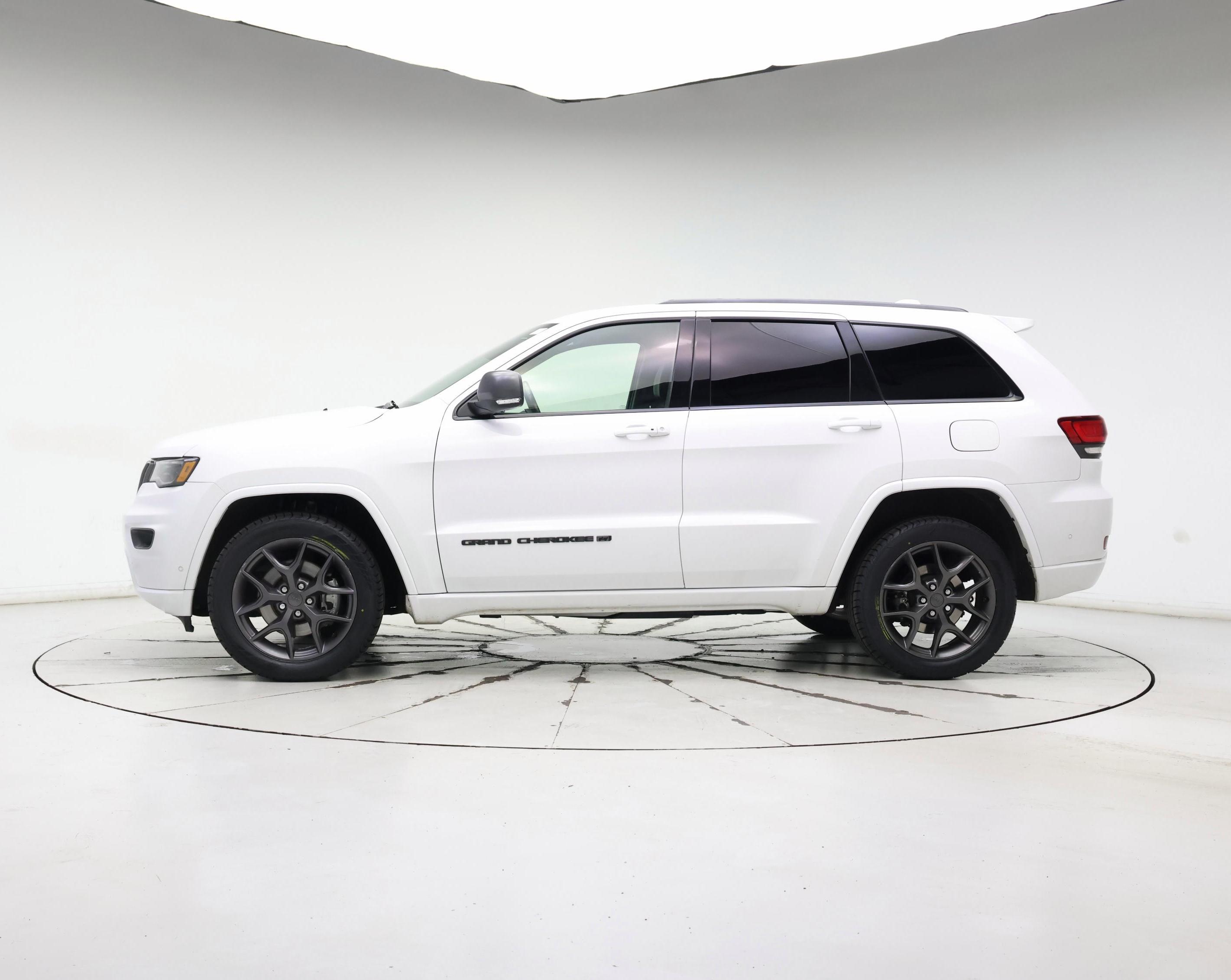Thumbnail: 2021 Jeep Grand Cherokee - 3