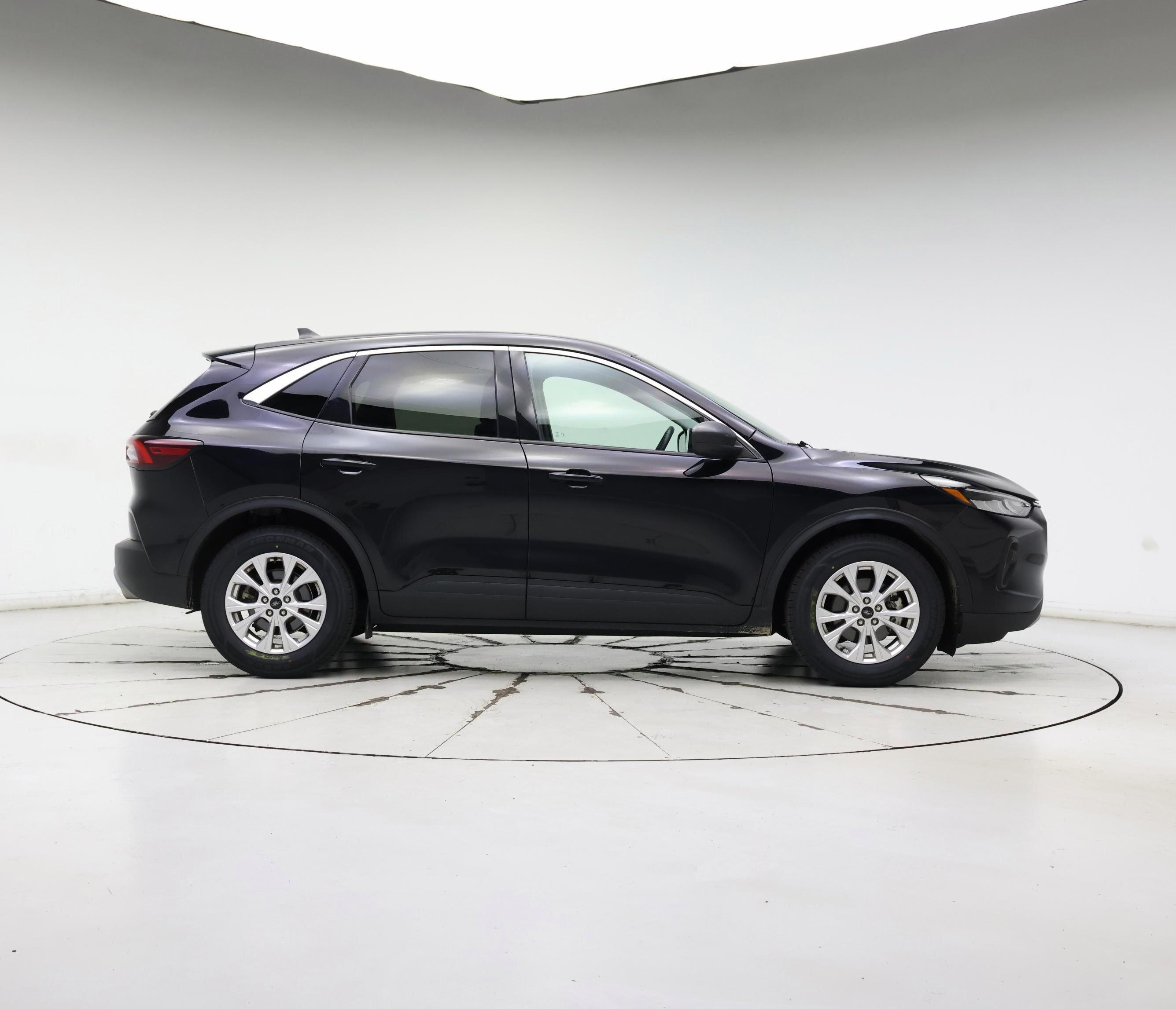 Thumbnail: 2023 Ford Escape - 7