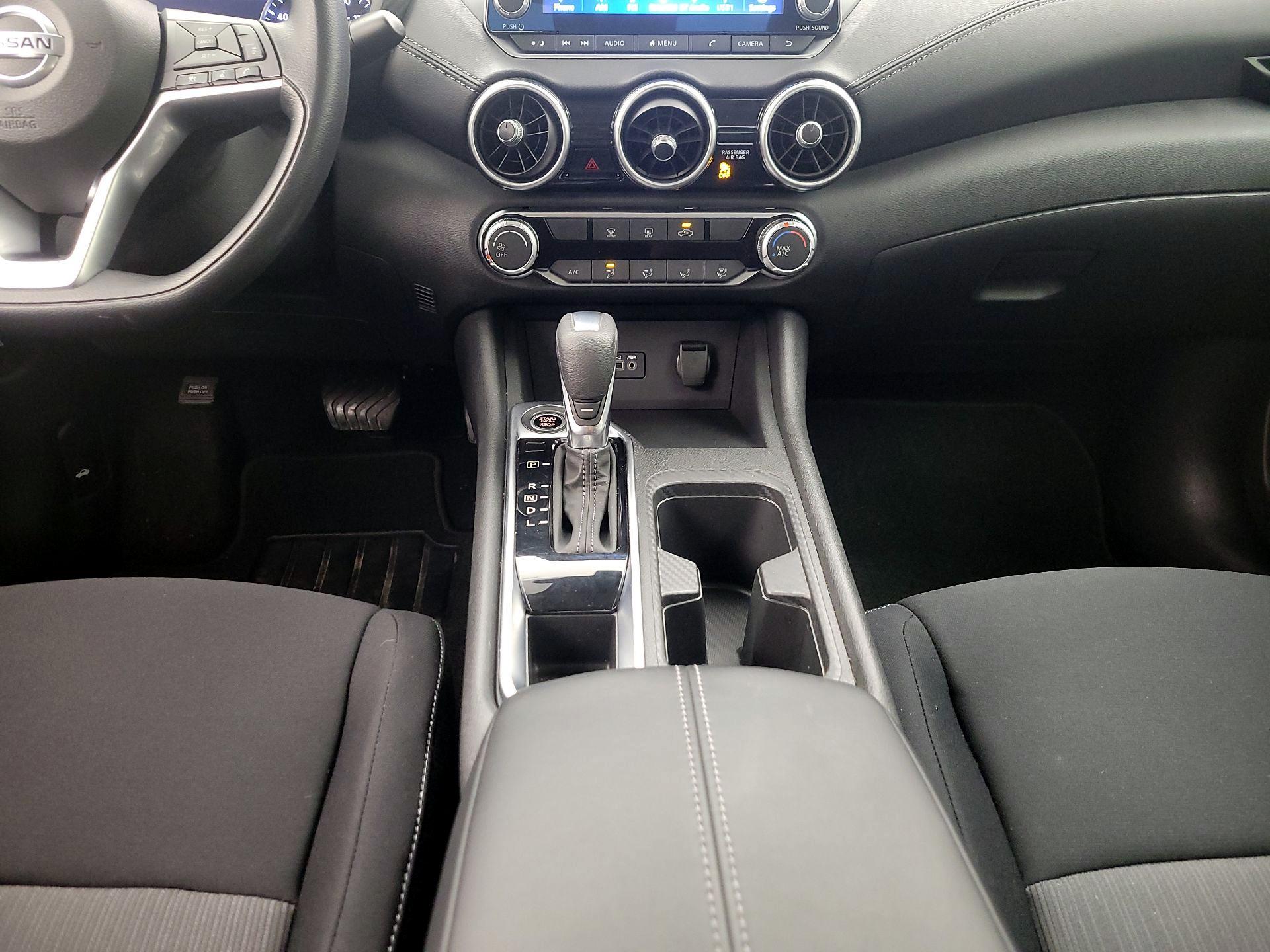 Thumbnail: 2023 Nissan Sentra - 17