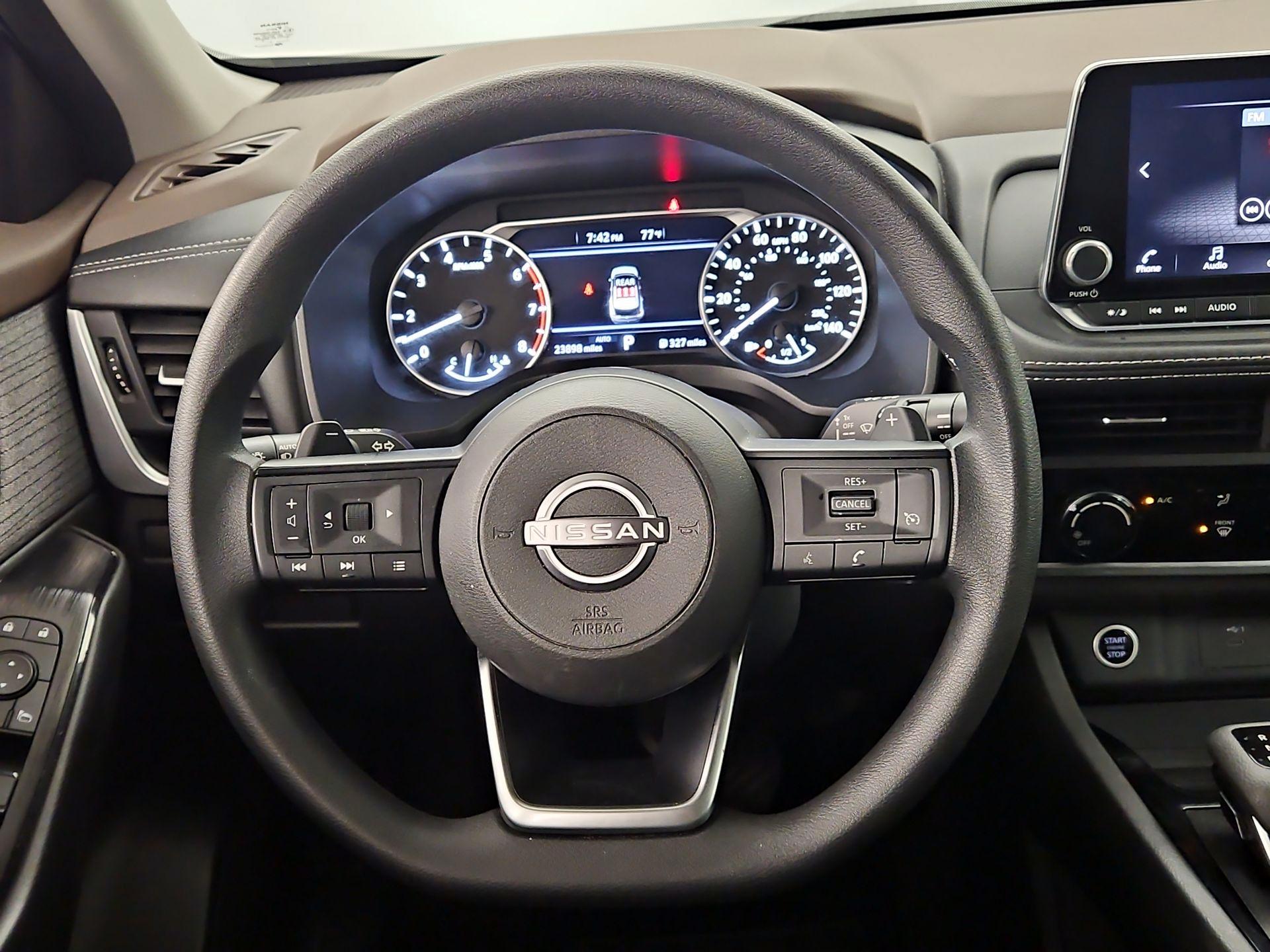 Thumbnail: 2023 Nissan Rogue - 10