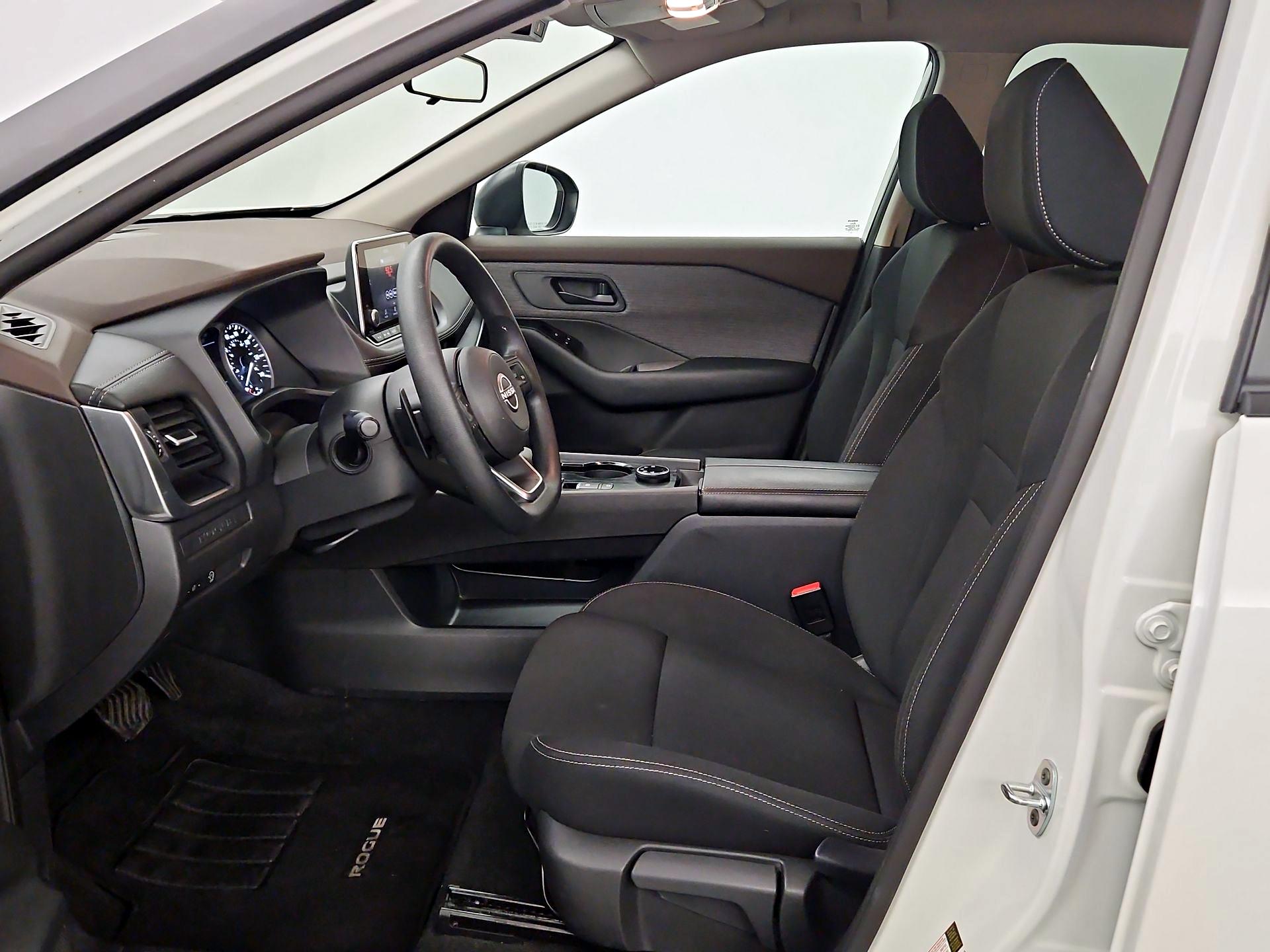 Thumbnail: 2023 Nissan Rogue - 11
