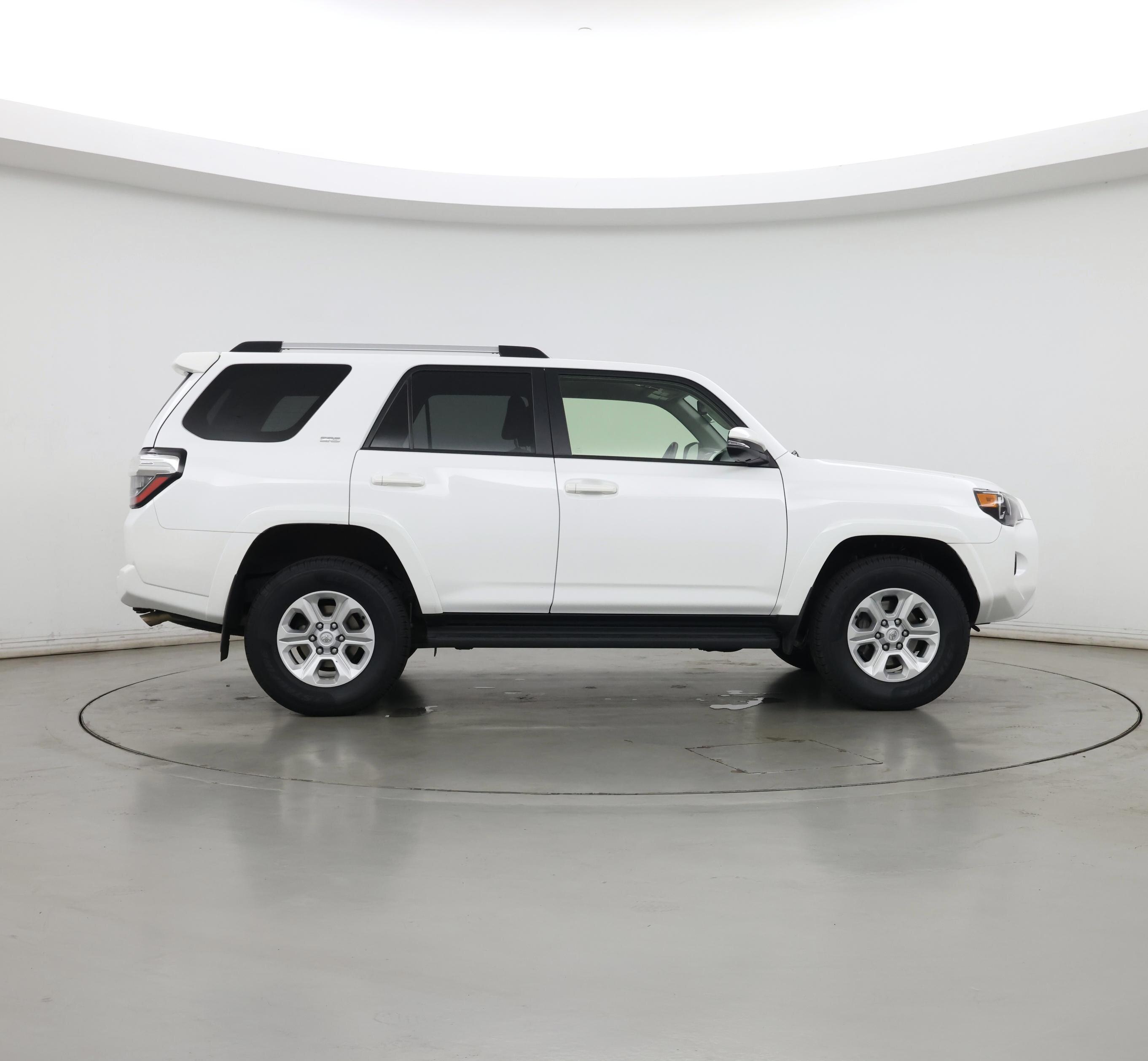 Thumbnail: 2024 Toyota 4Runner - 7