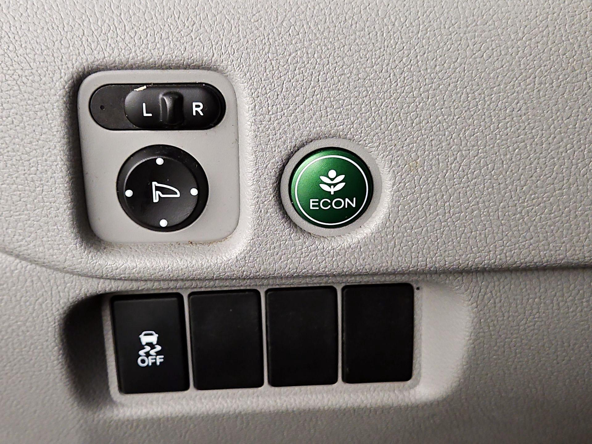 Thumbnail: 2016 Honda Pilot - 13