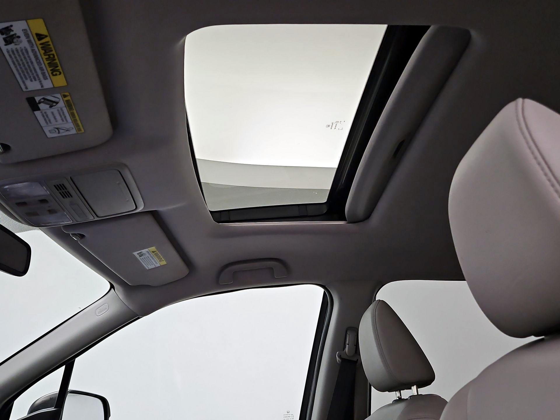 Thumbnail: 2016 Honda Pilot - 20