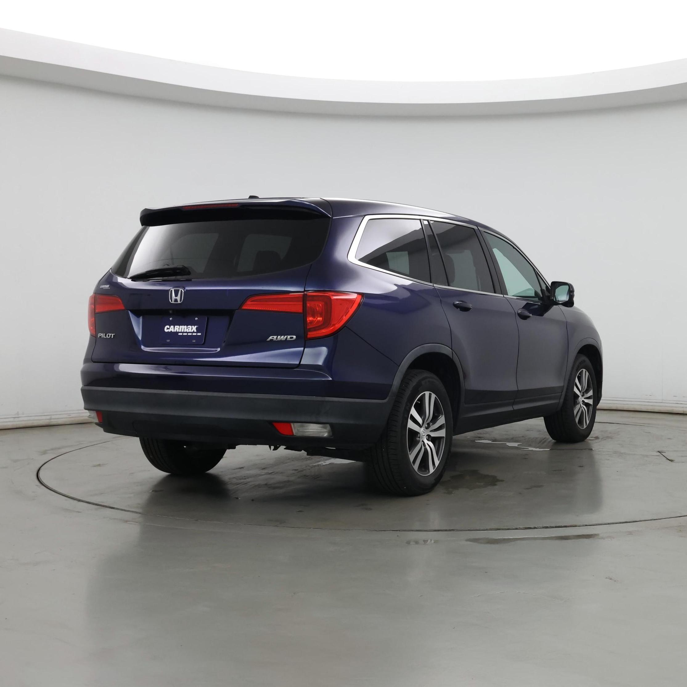 Thumbnail: 2016 Honda Pilot - 8