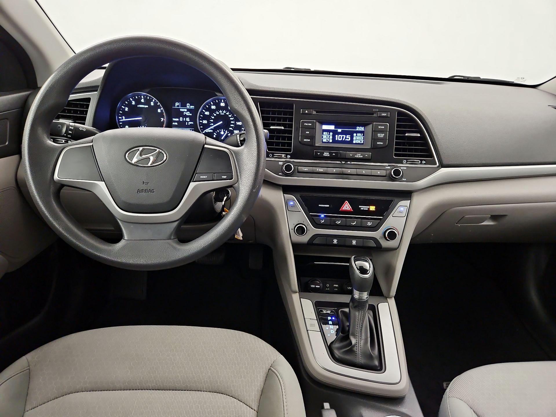 Thumbnail: 2017 Hyundai Elantra - 9