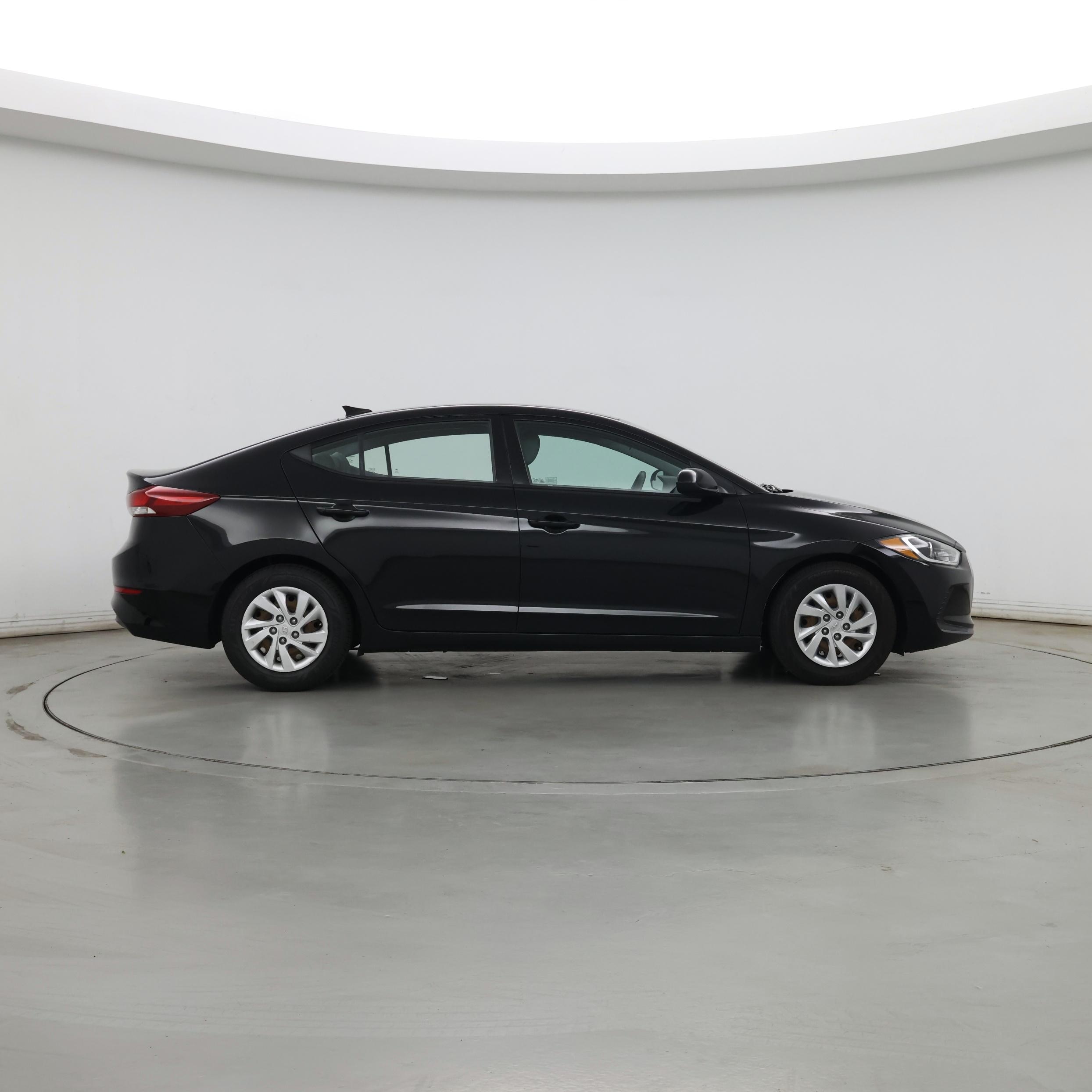 Thumbnail: 2017 Hyundai Elantra - 7