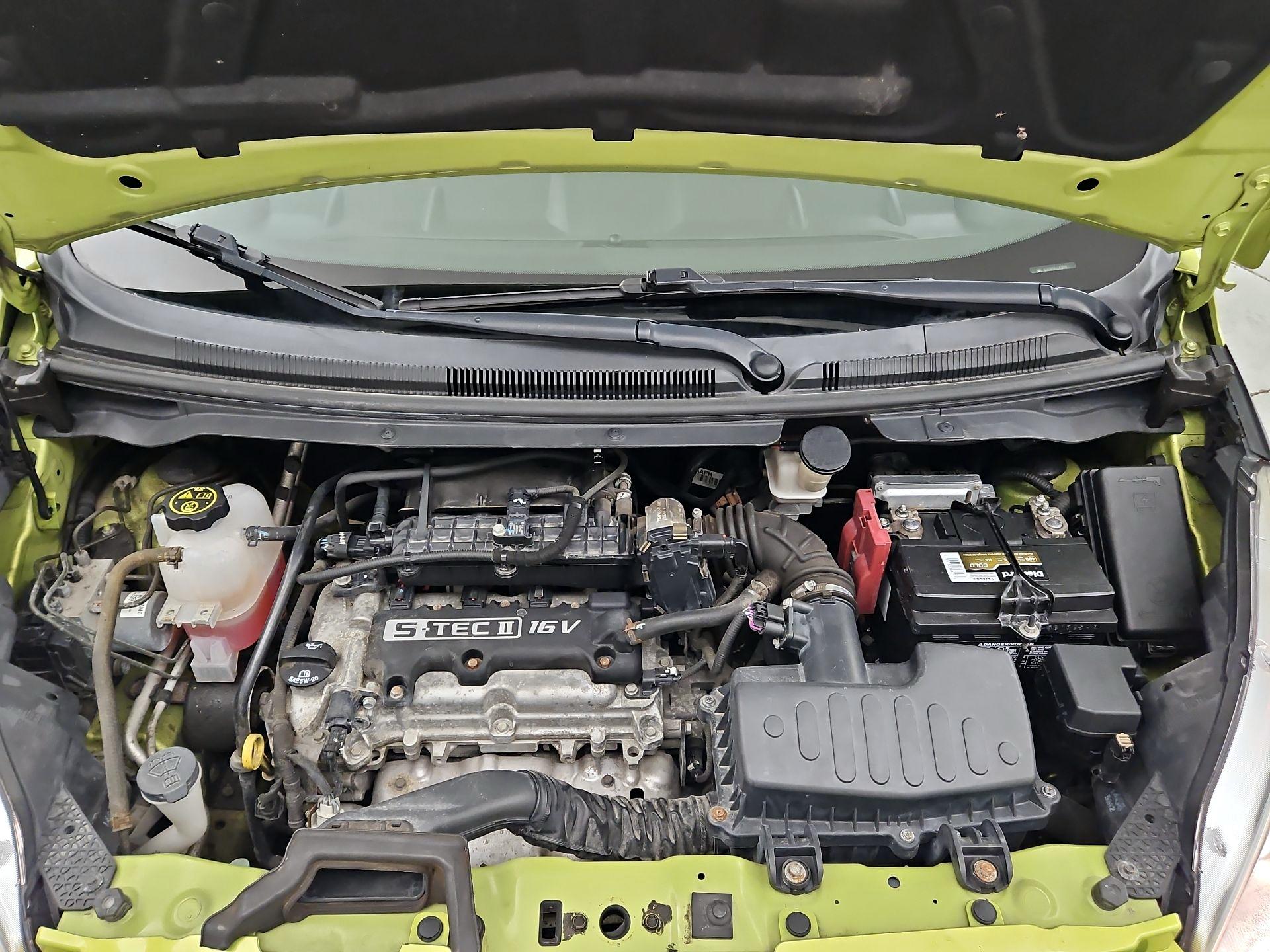 Thumbnail: 2014 Chevrolet Spark - 20