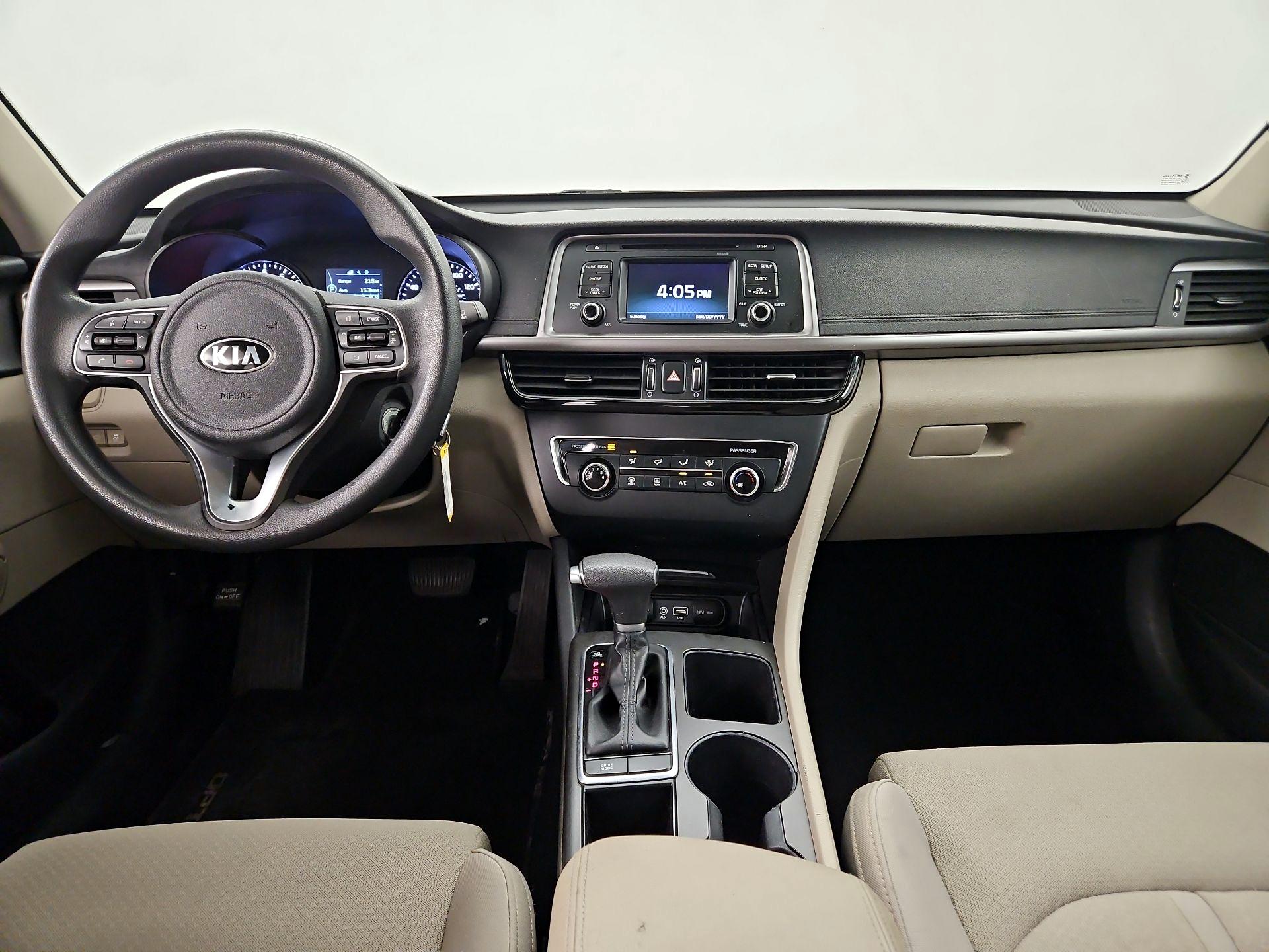 Thumbnail: 2017 Kia Optima - 9