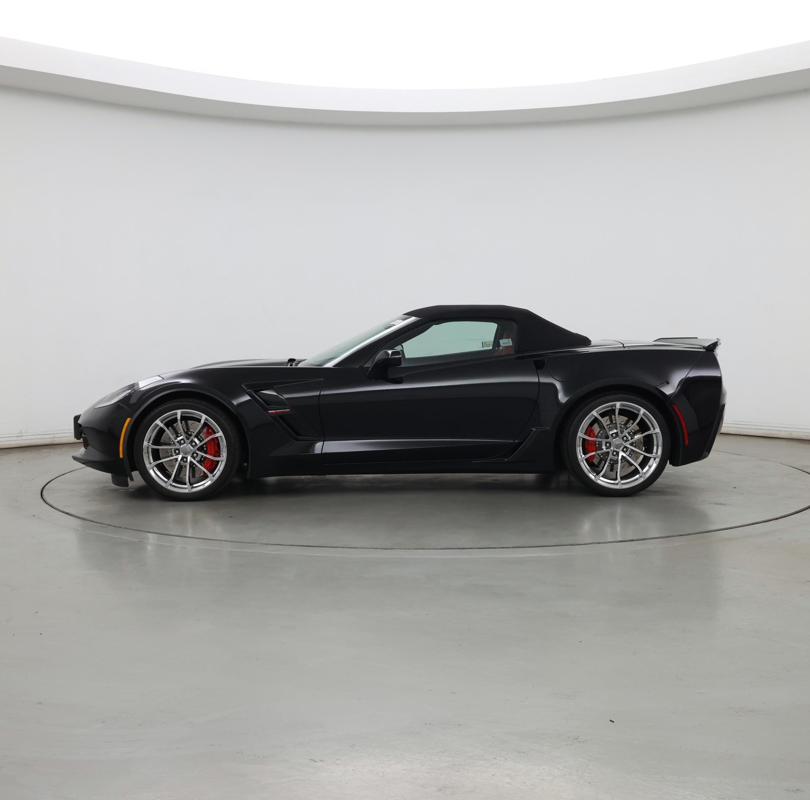 Thumbnail: 2017 Chevrolet Corvette - 3