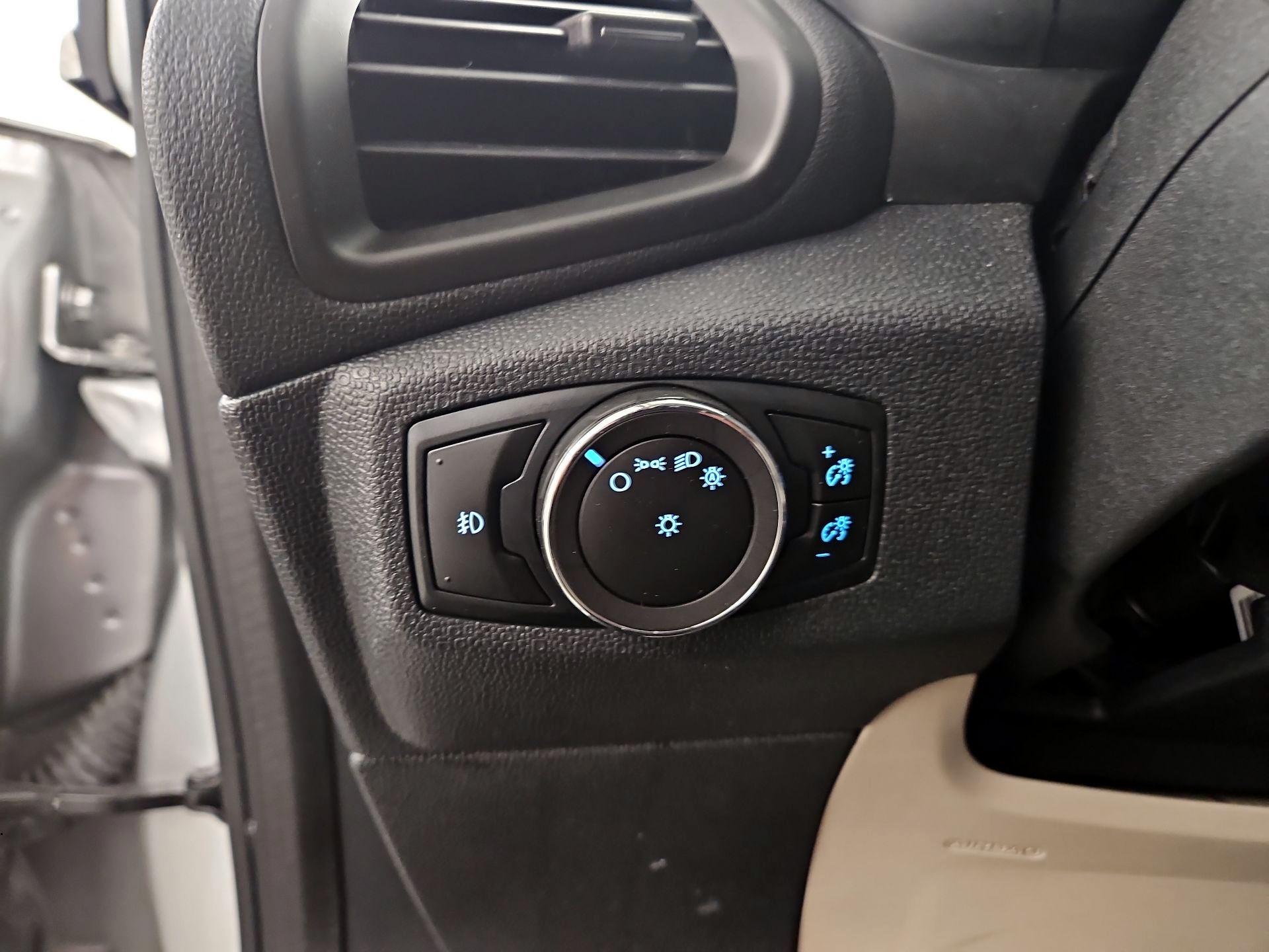 Thumbnail: 2019 Ford EcoSport - 13