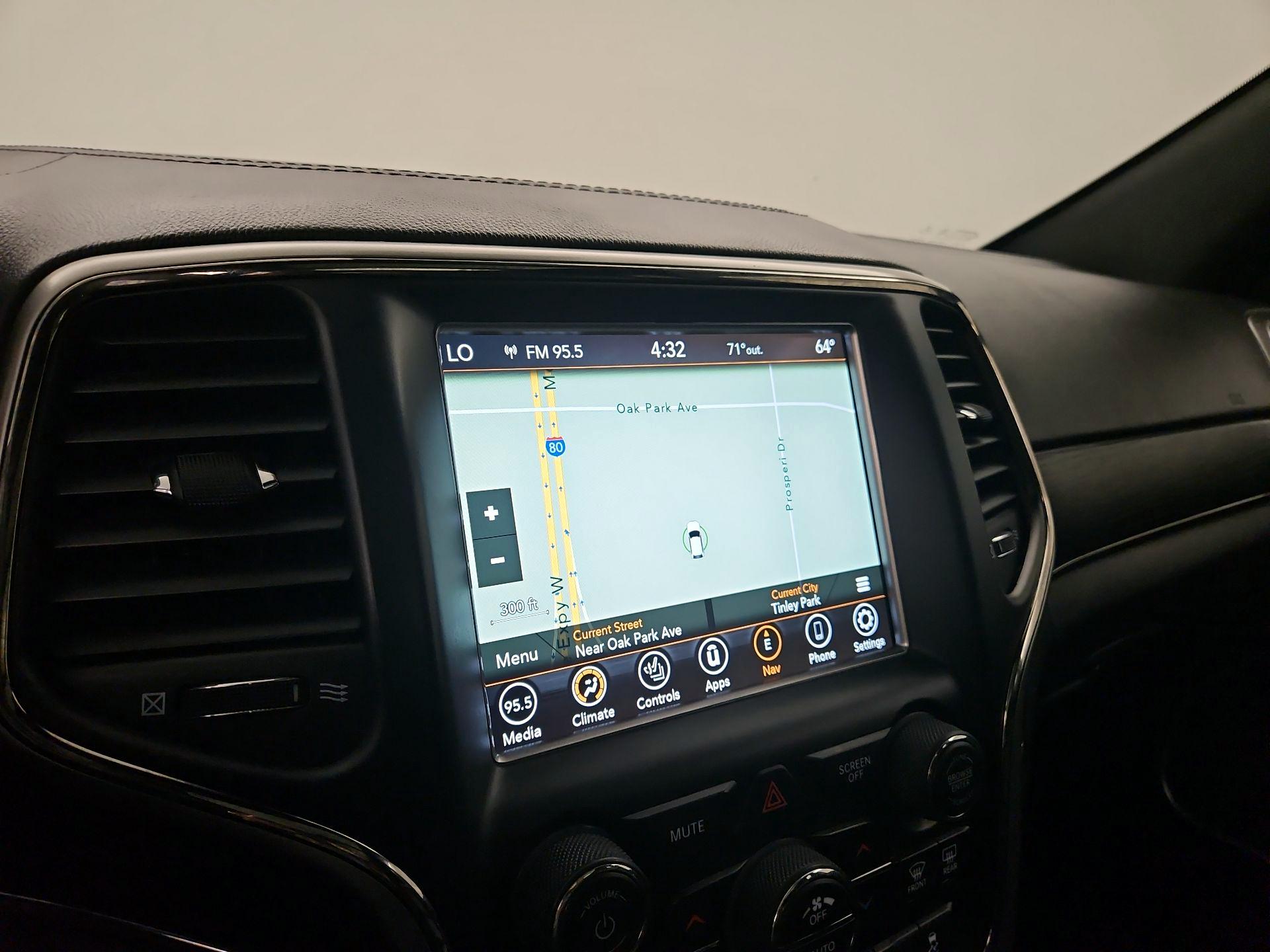 Thumbnail: 2018 Jeep Grand Cherokee - 14