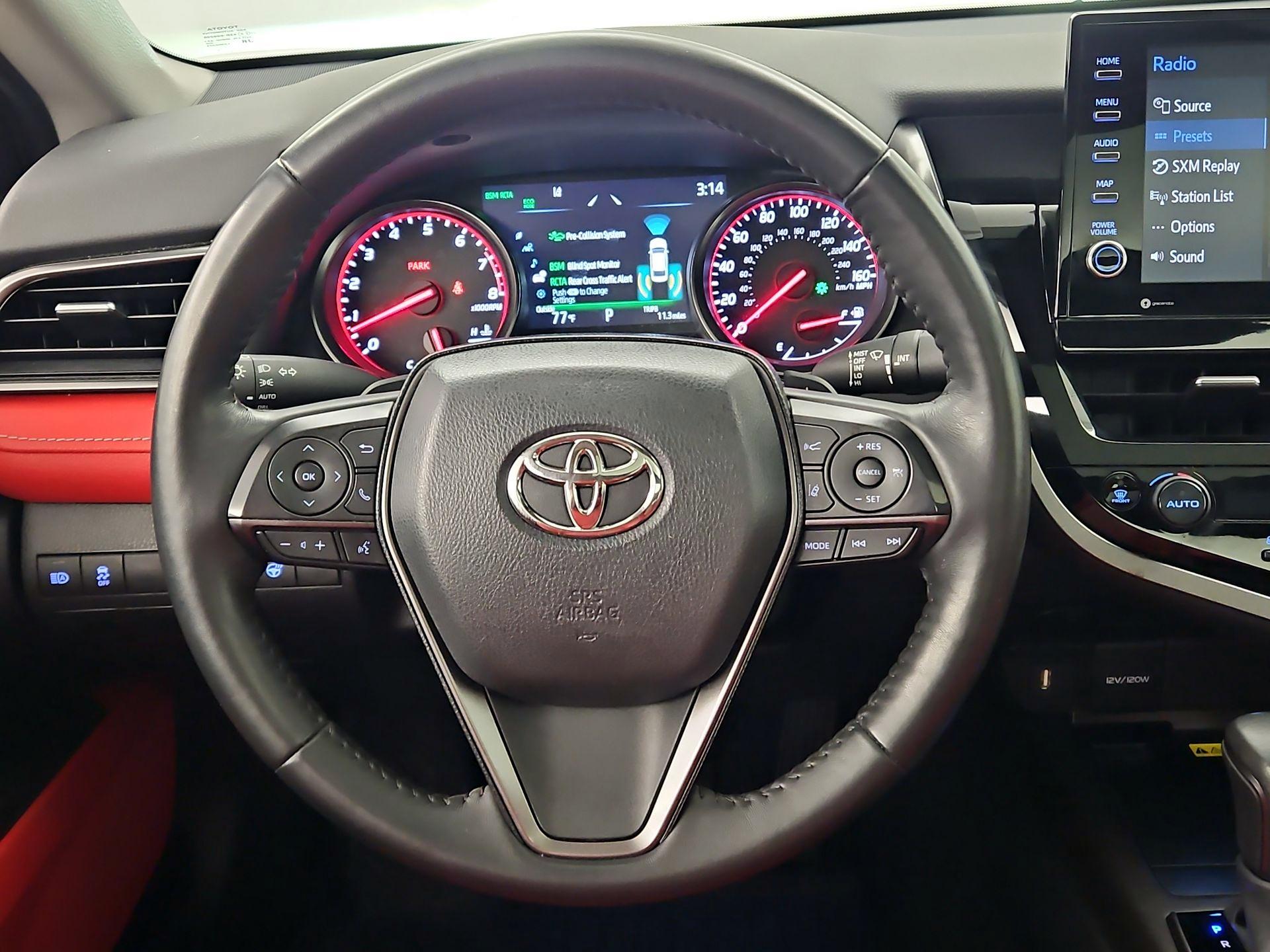 Thumbnail: 2022 Toyota Camry - 10