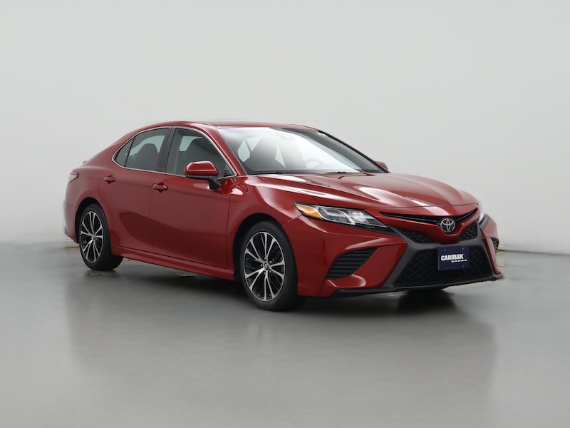 2019 Toyota Camry SE -
                  Bloomington, IL