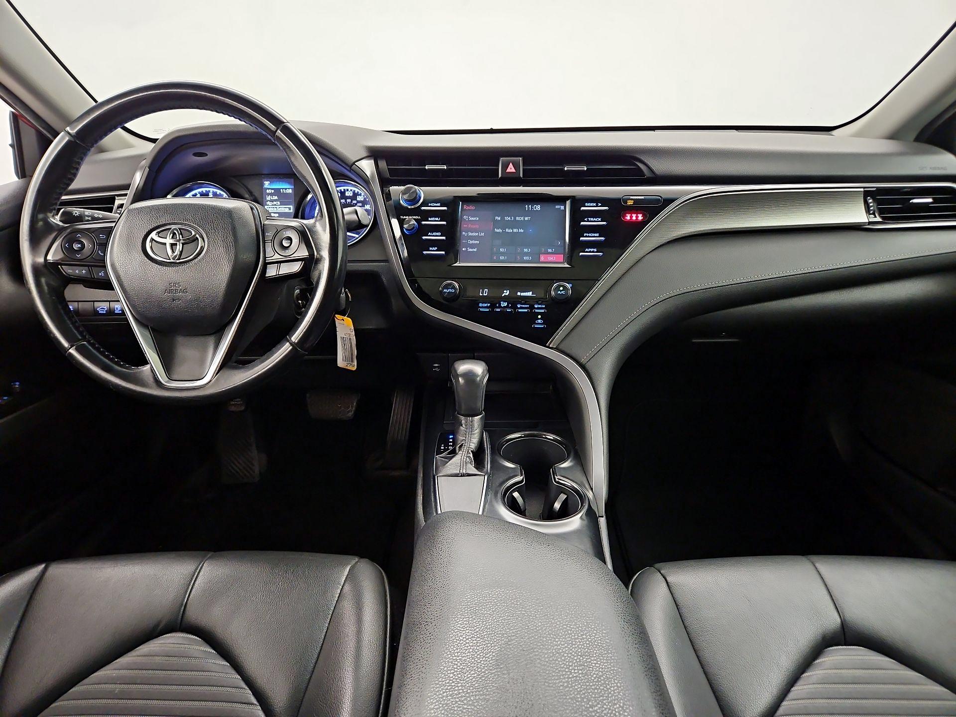 Thumbnail: 2019 Toyota Camry - 9
