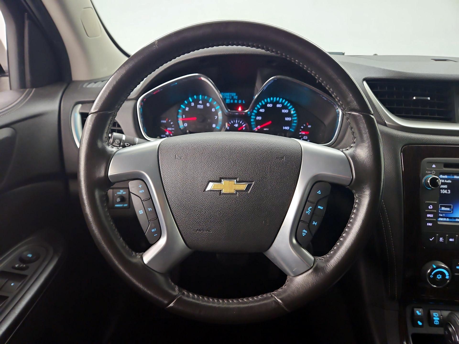 Thumbnail: 2016 Chevrolet Traverse - 10