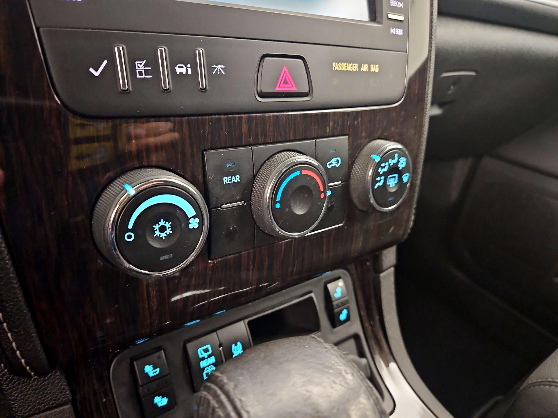 Thumbnail: 2016 Chevrolet Traverse - 16