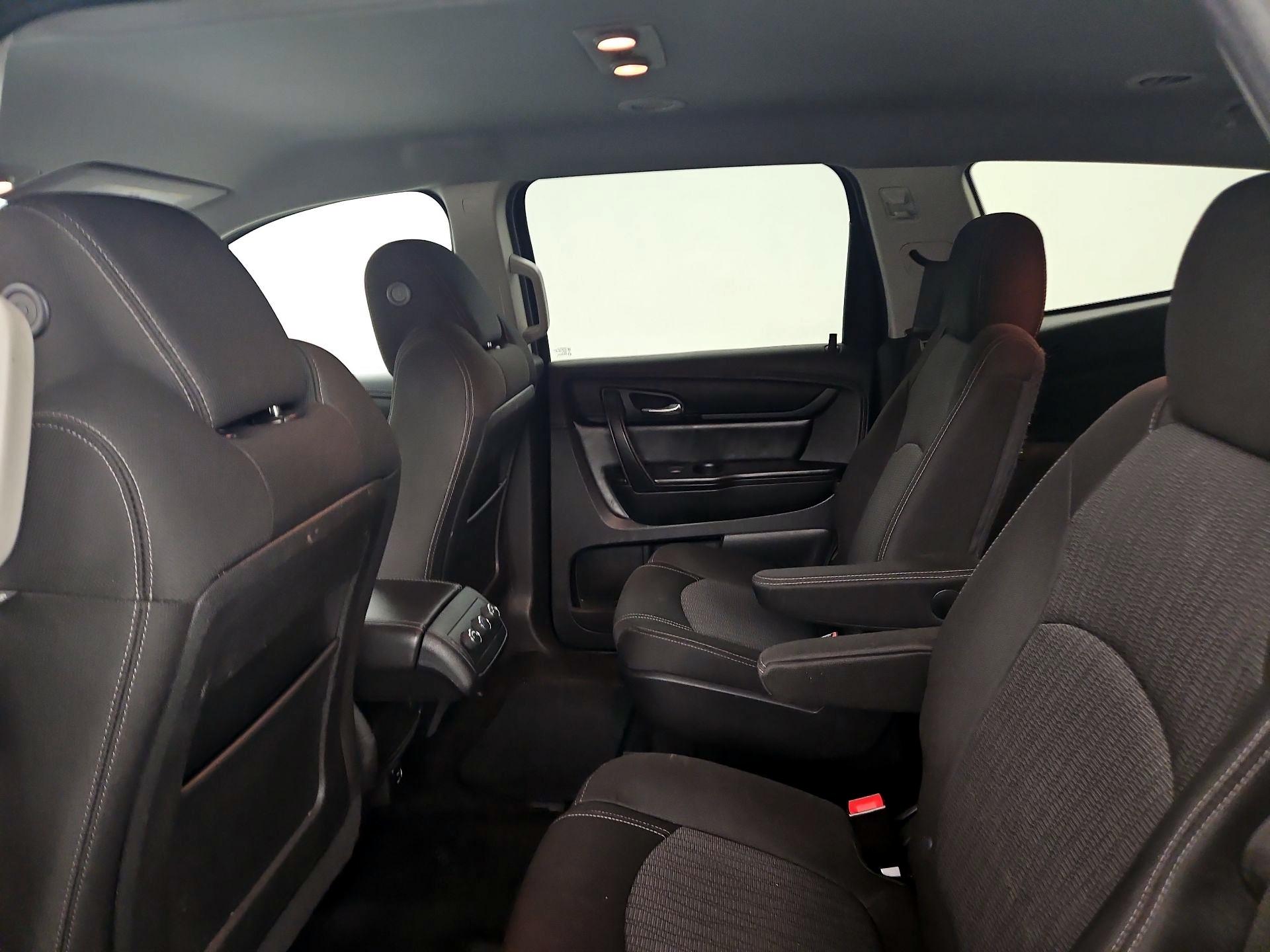 Thumbnail: 2016 Chevrolet Traverse - 19