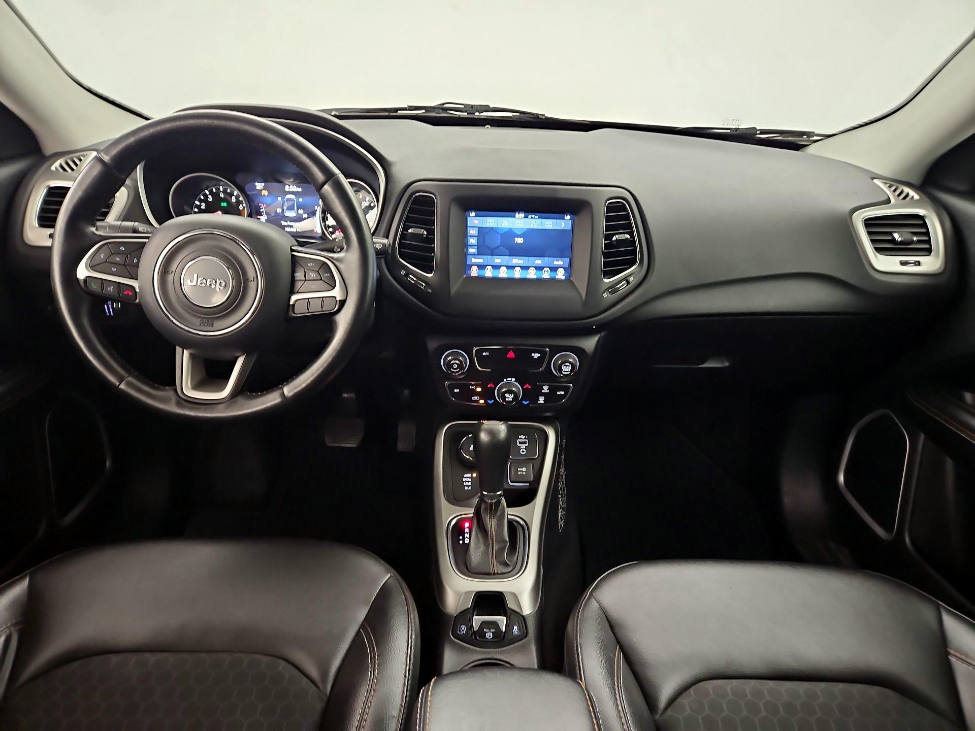 Thumbnail: 2019 Jeep Compass - 9