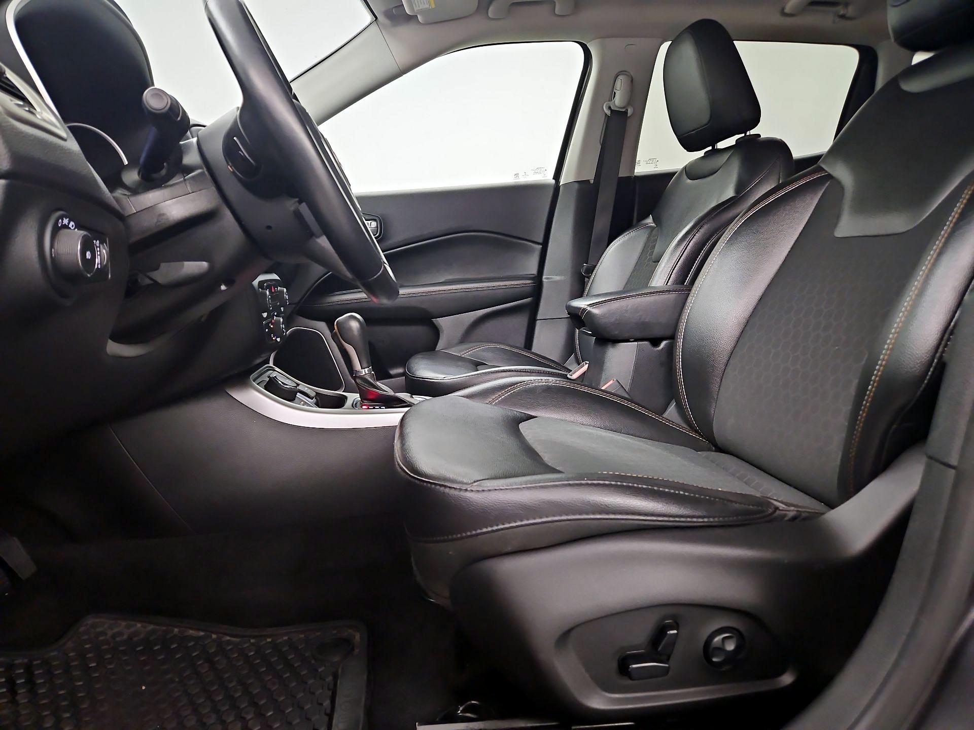 Thumbnail: 2019 Jeep Compass - 11