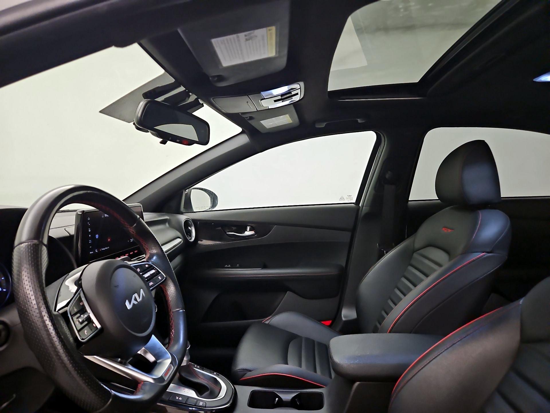 Thumbnail: 2023 Kia Forte - 20