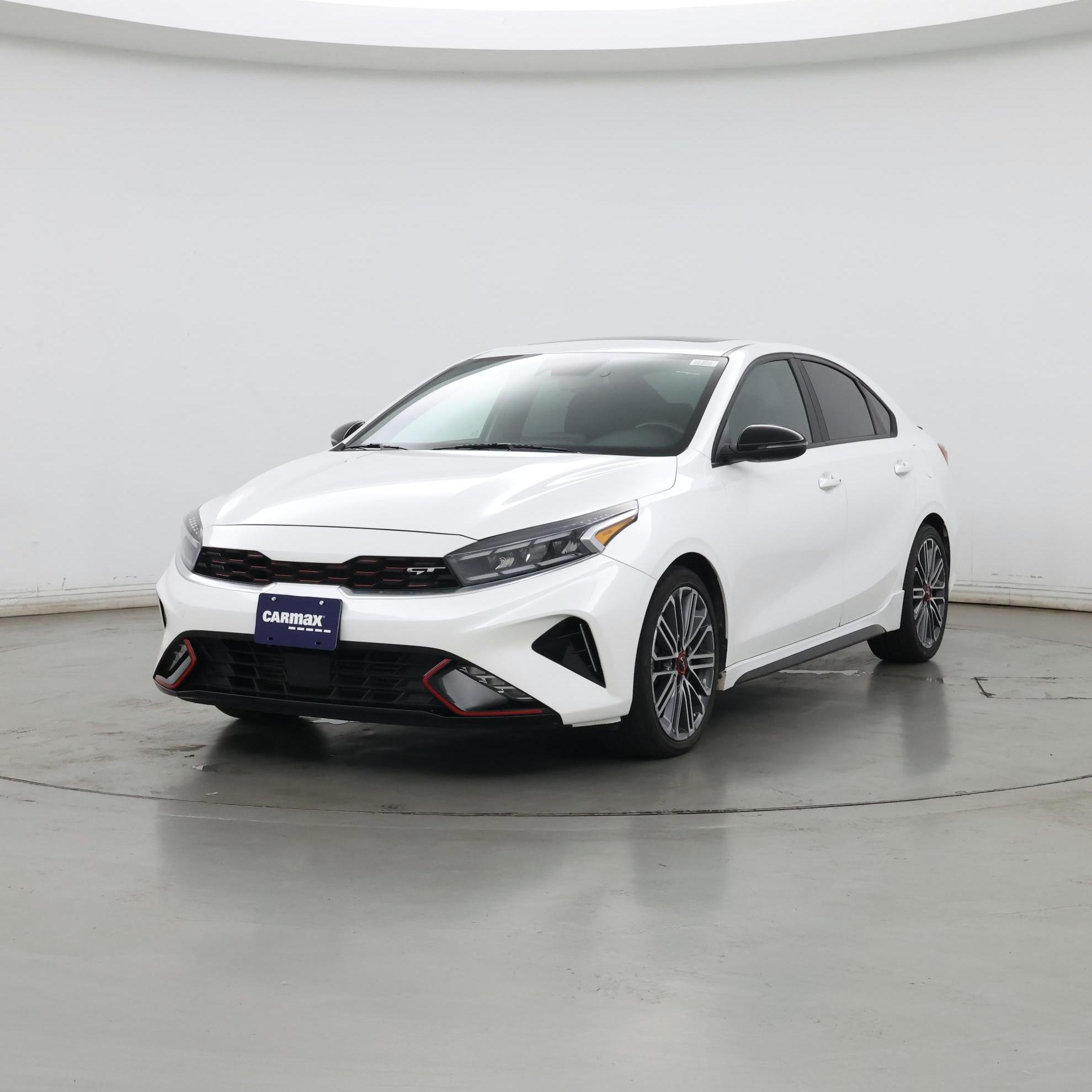 Thumbnail: 2023 Kia Forte - 4