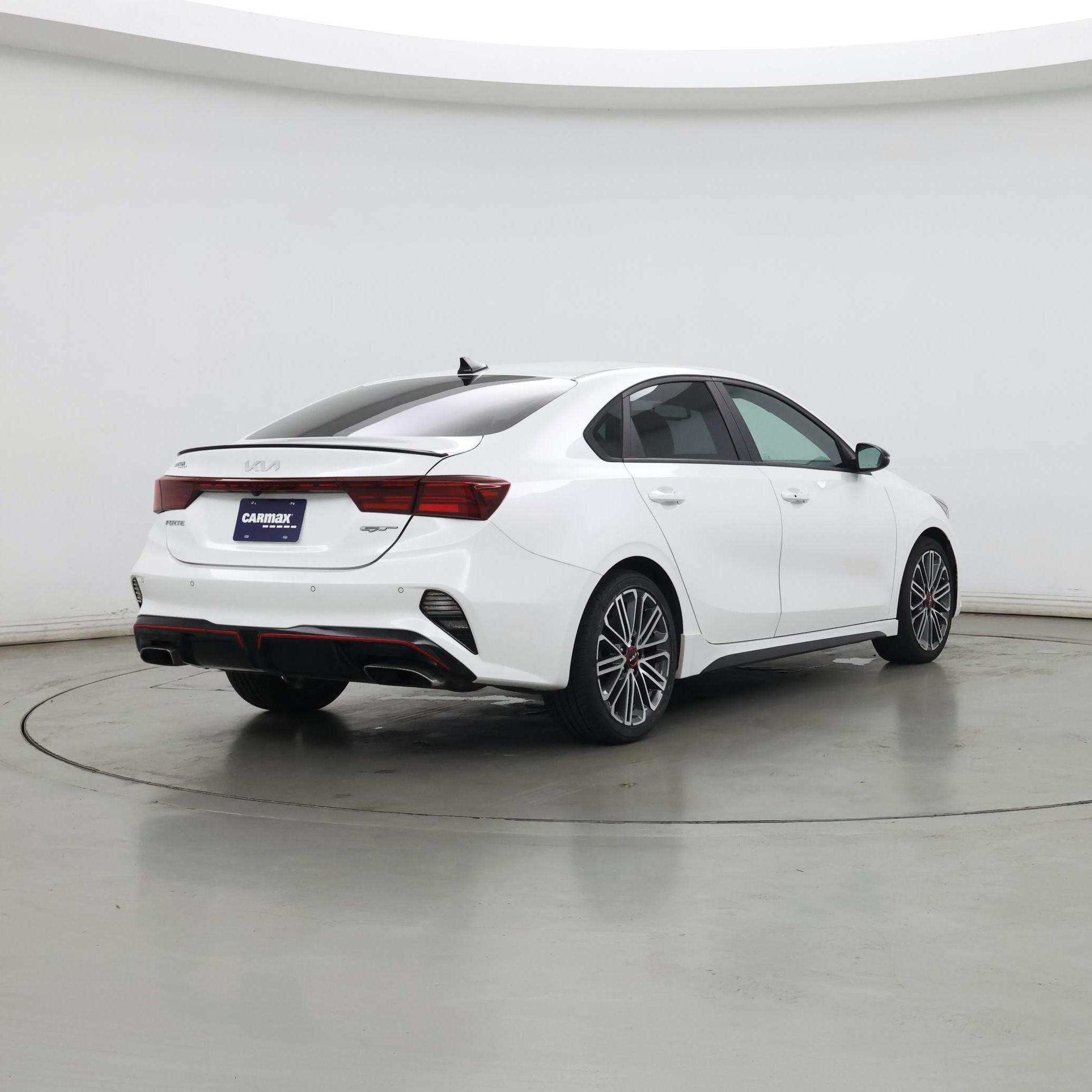 Thumbnail: 2023 Kia Forte - 8