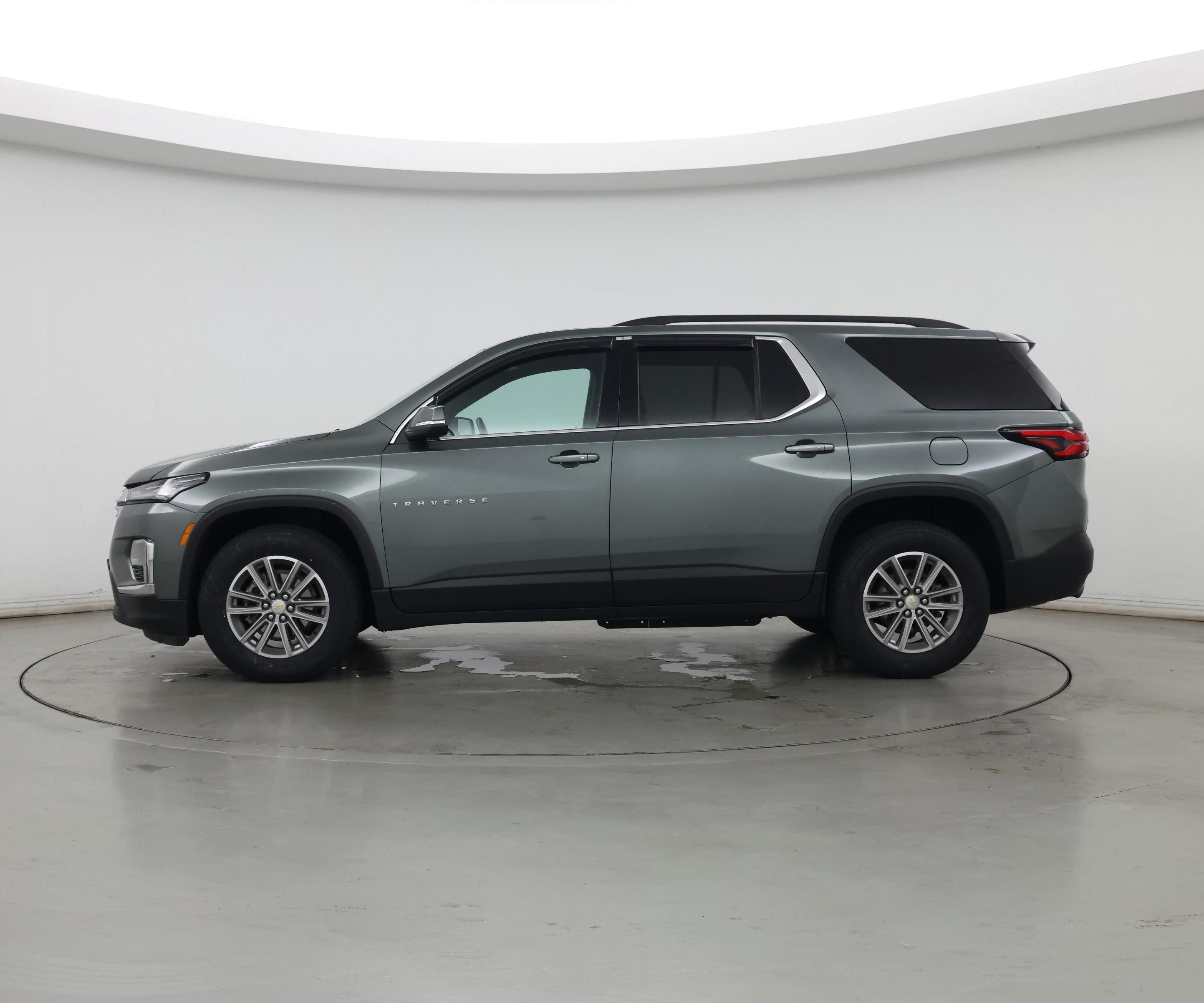 Thumbnail: 2022 Chevrolet Traverse - 3