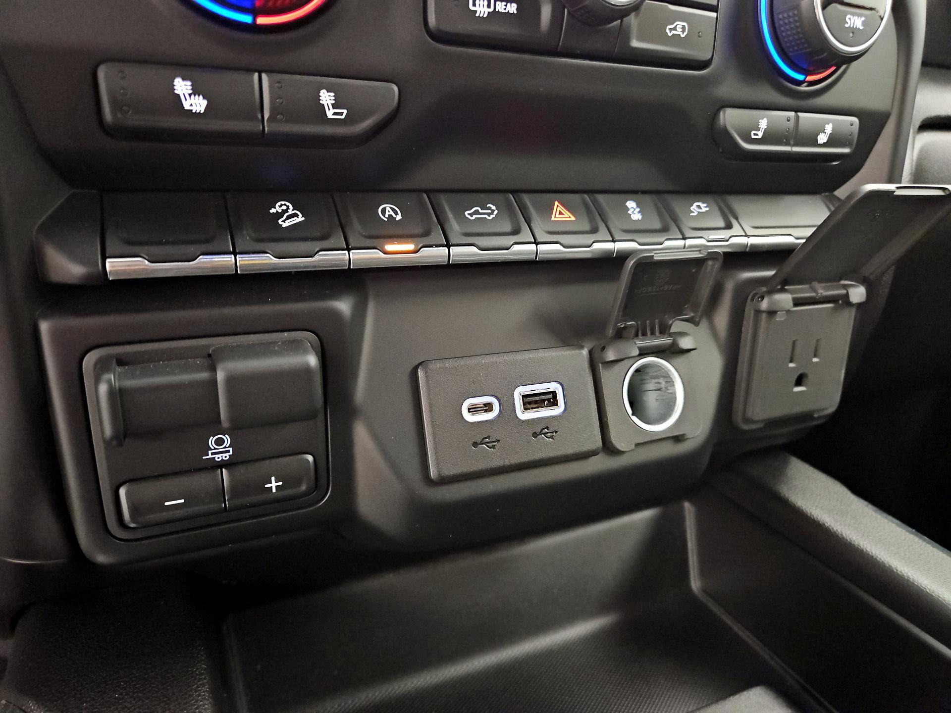 Thumbnail: 2019 Chevrolet Silverado 1500 - 18