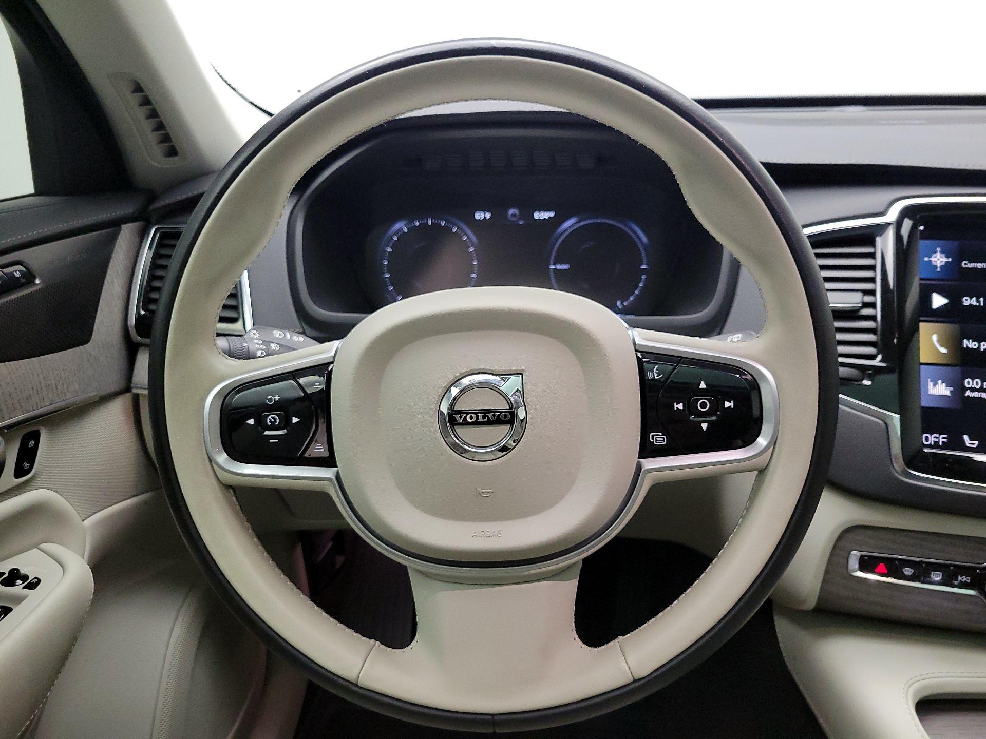 Thumbnail: 2022 Volvo XC90 - 10