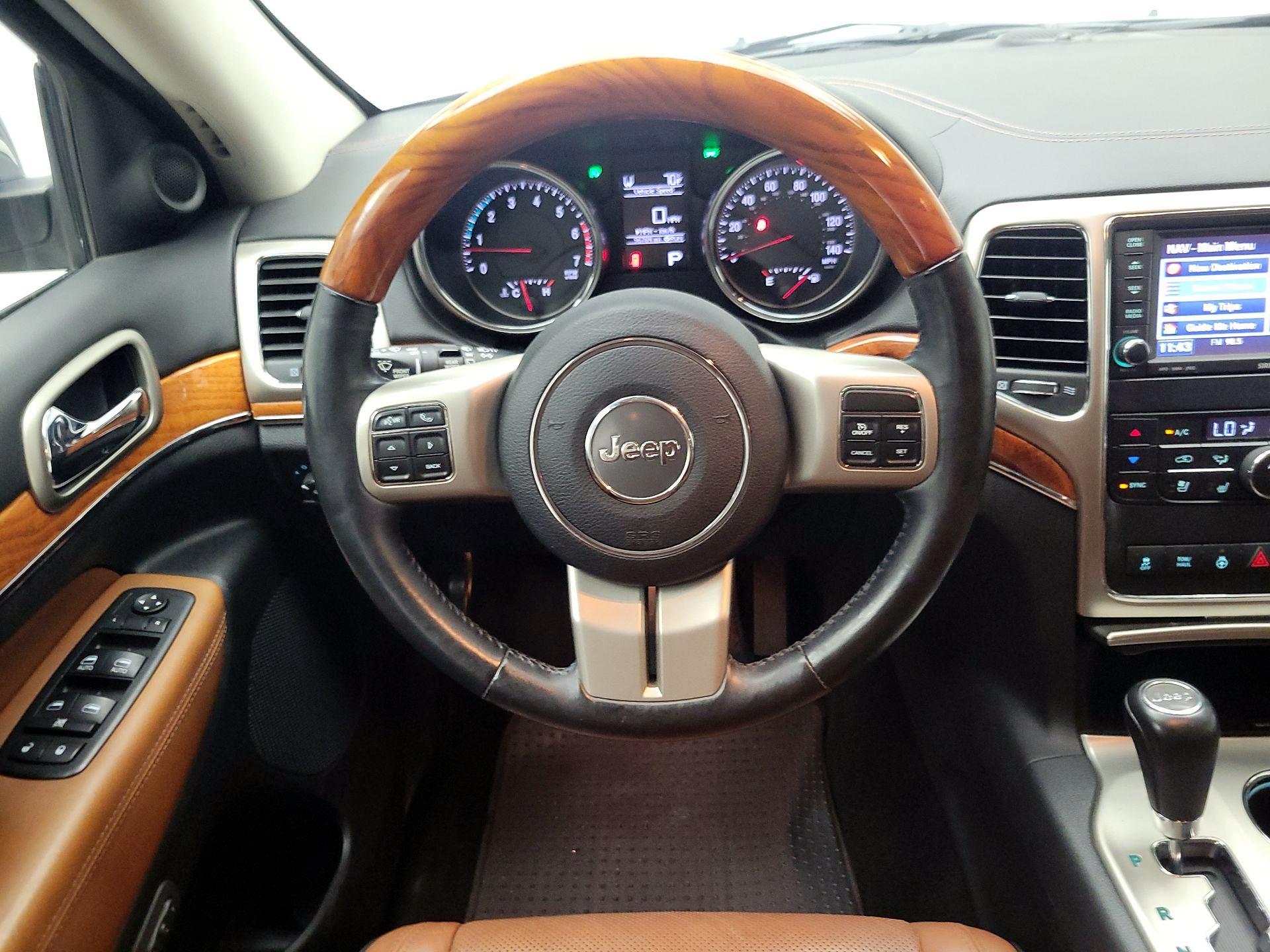 Thumbnail: 2013 Jeep Grand Cherokee - 10