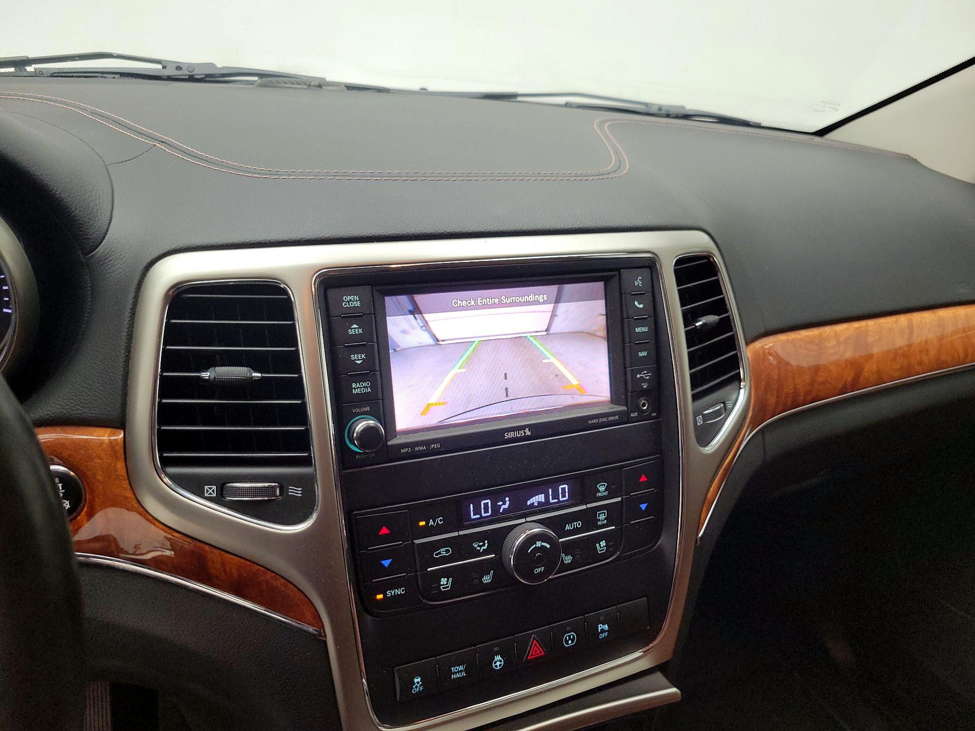 Thumbnail: 2013 Jeep Grand Cherokee - 15