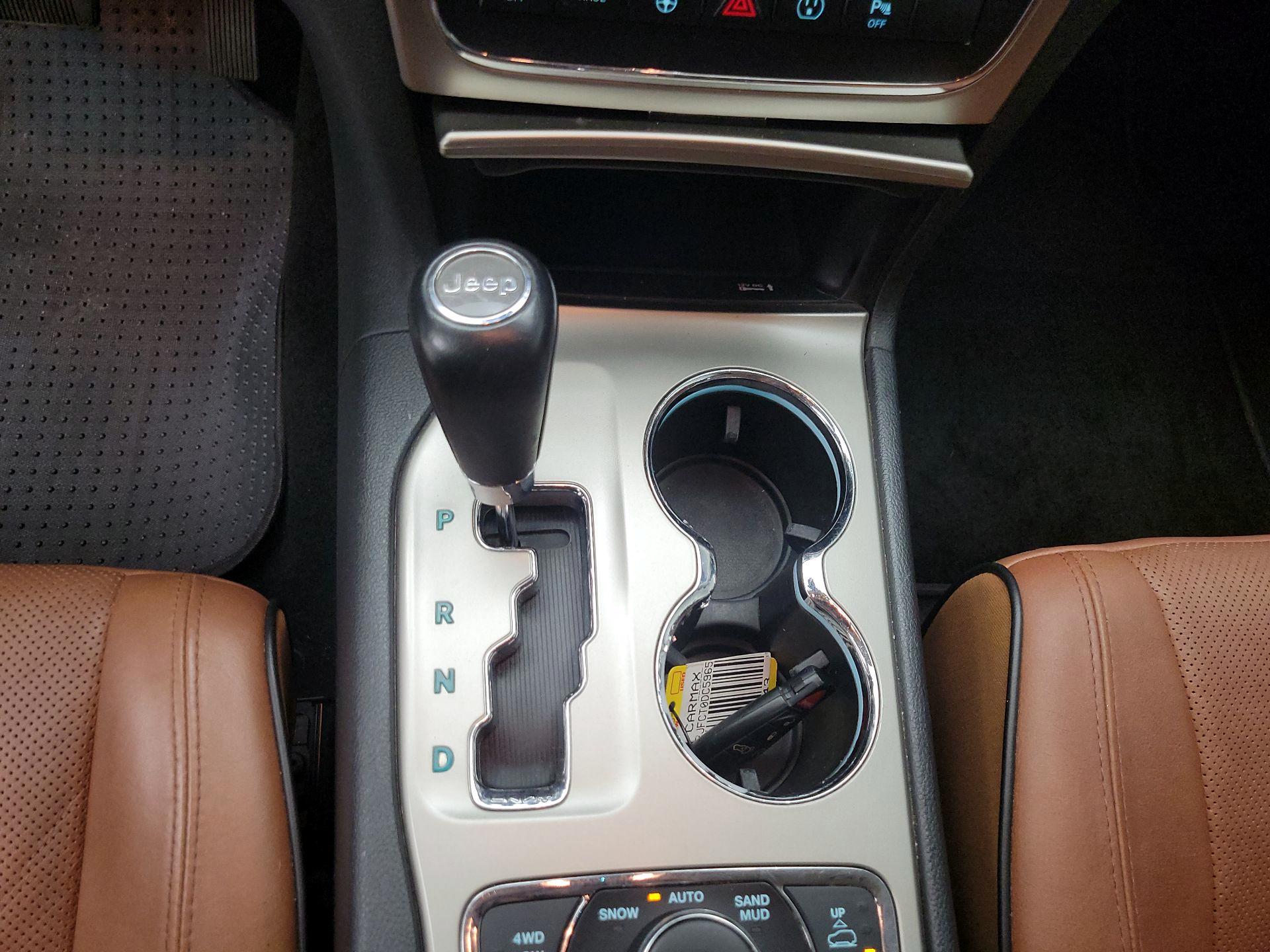 Thumbnail: 2013 Jeep Grand Cherokee - 18