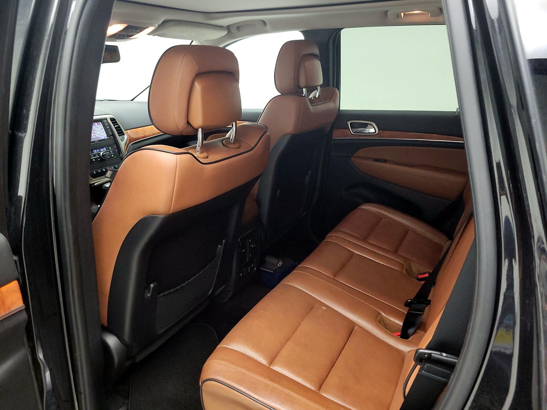 Thumbnail: 2013 Jeep Grand Cherokee - 20